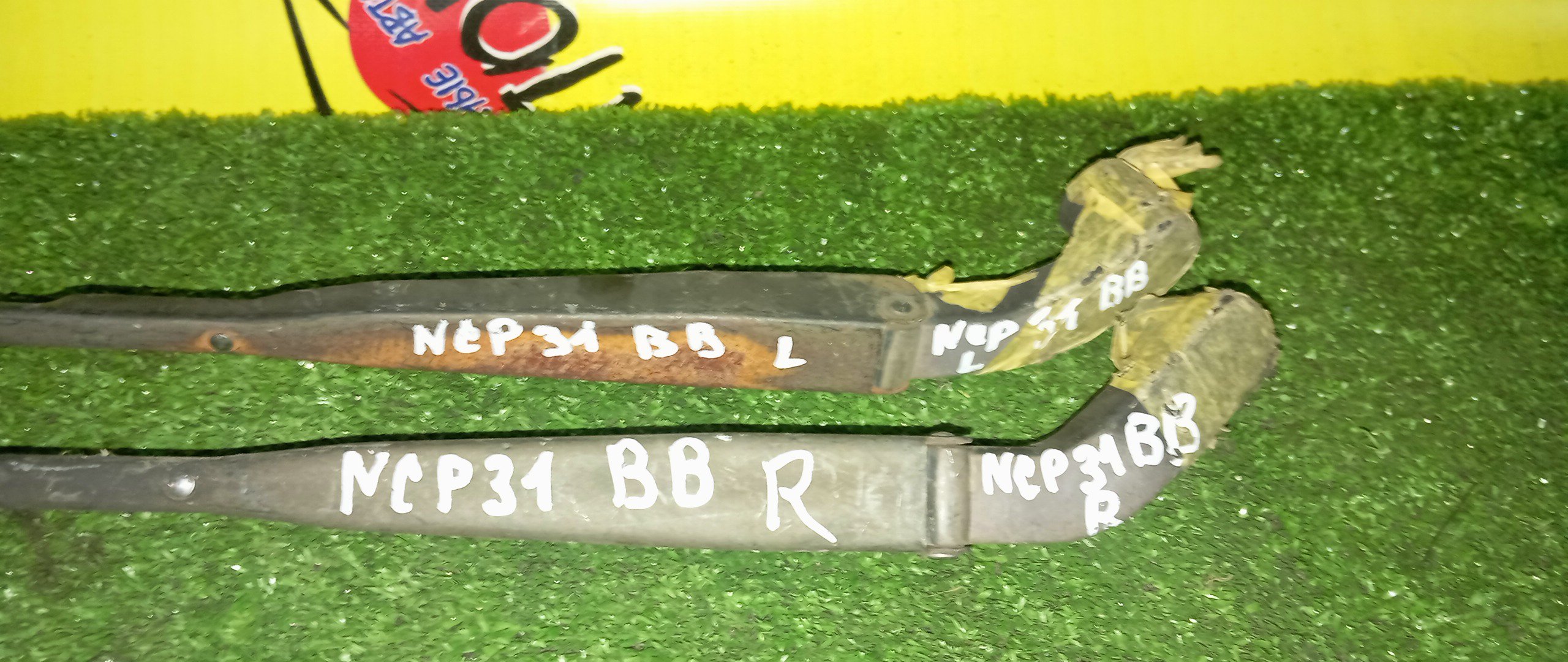 ДВОРНИК ЛОБОВОГО СТЕКЛА/TOY/BB/NCP30/NCP31/NCP35/F/ПАРА