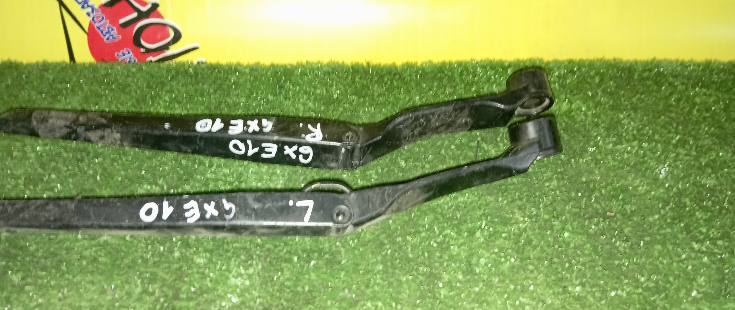 ДВОРНИК ЛОБОВОГО СТЕКЛА/TOY/ALTEZZA/ALTEZZA GITA/GXE10/F/ПАРА