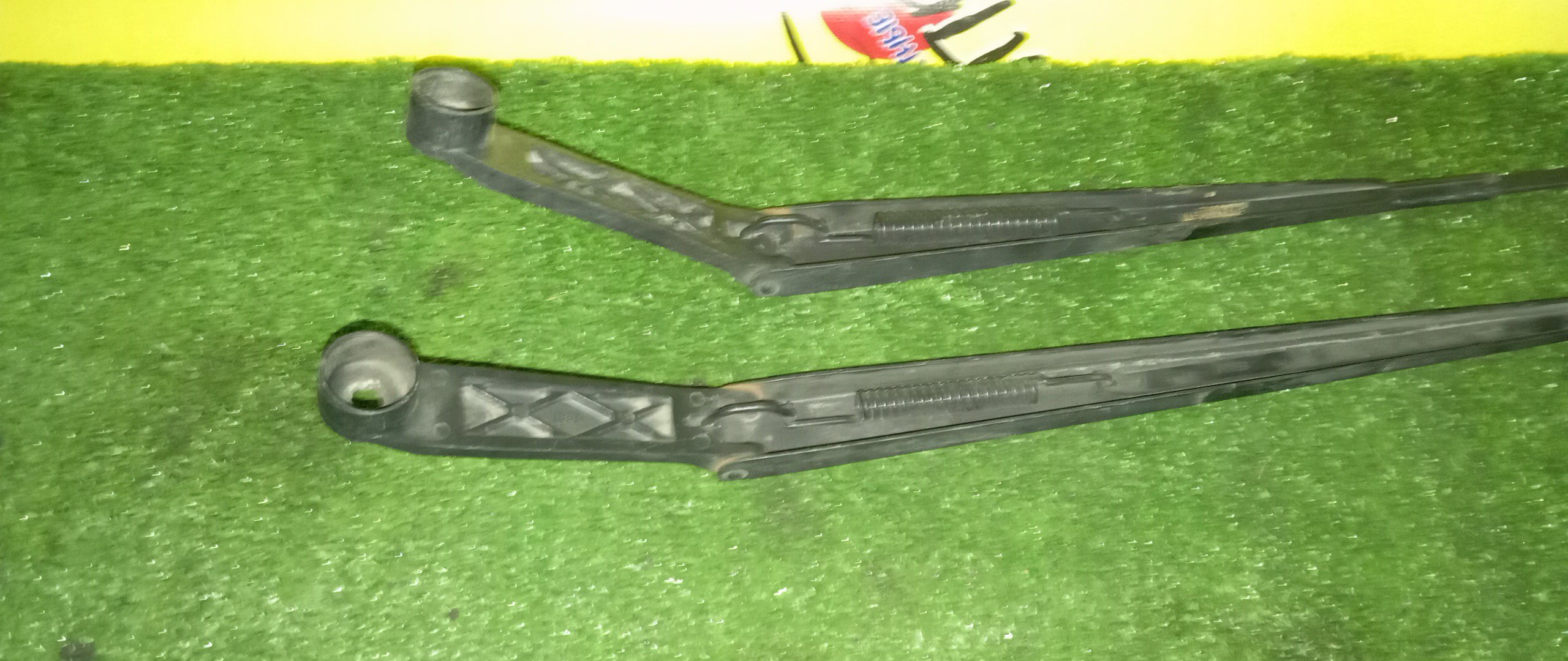 ДВОРНИК ЛОБОВОГО СТЕКЛА/SUZ/SX4/YA11S/F/ПАРА/ПРАВЫЙ РУЛЬ