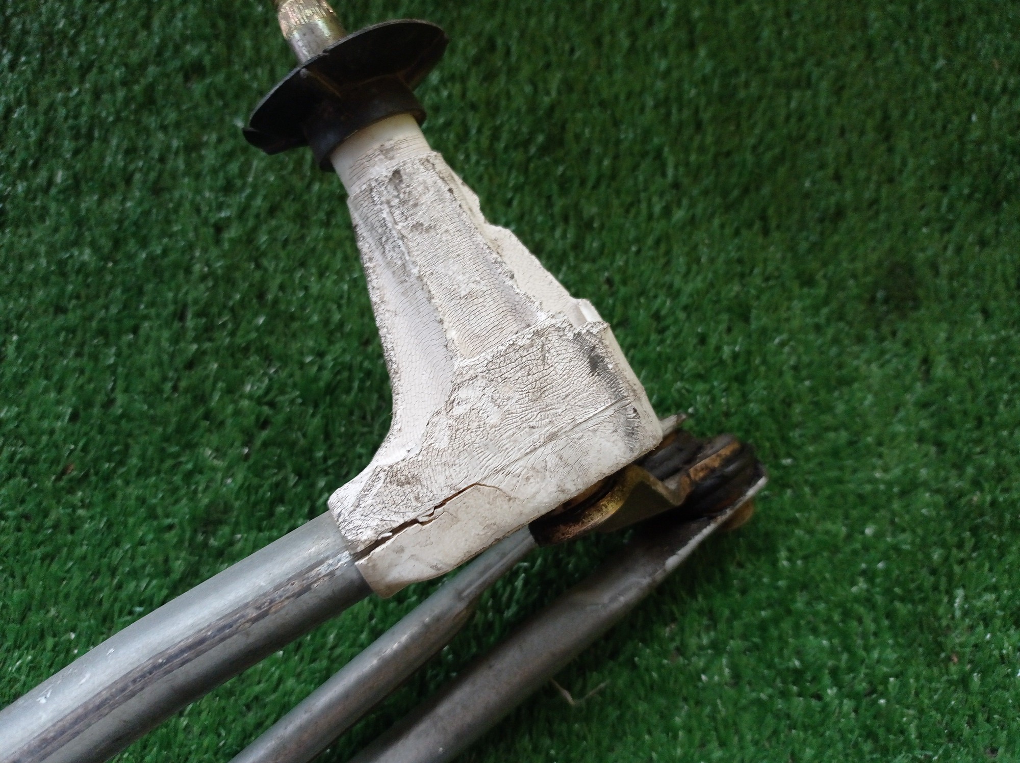 ТРАПЕЦИЯ ДВОРНИКОВ/HON/FIT/GD1/GD2/GD3/GD4/GD5/УЦЕНКА/С МОТОРОМ