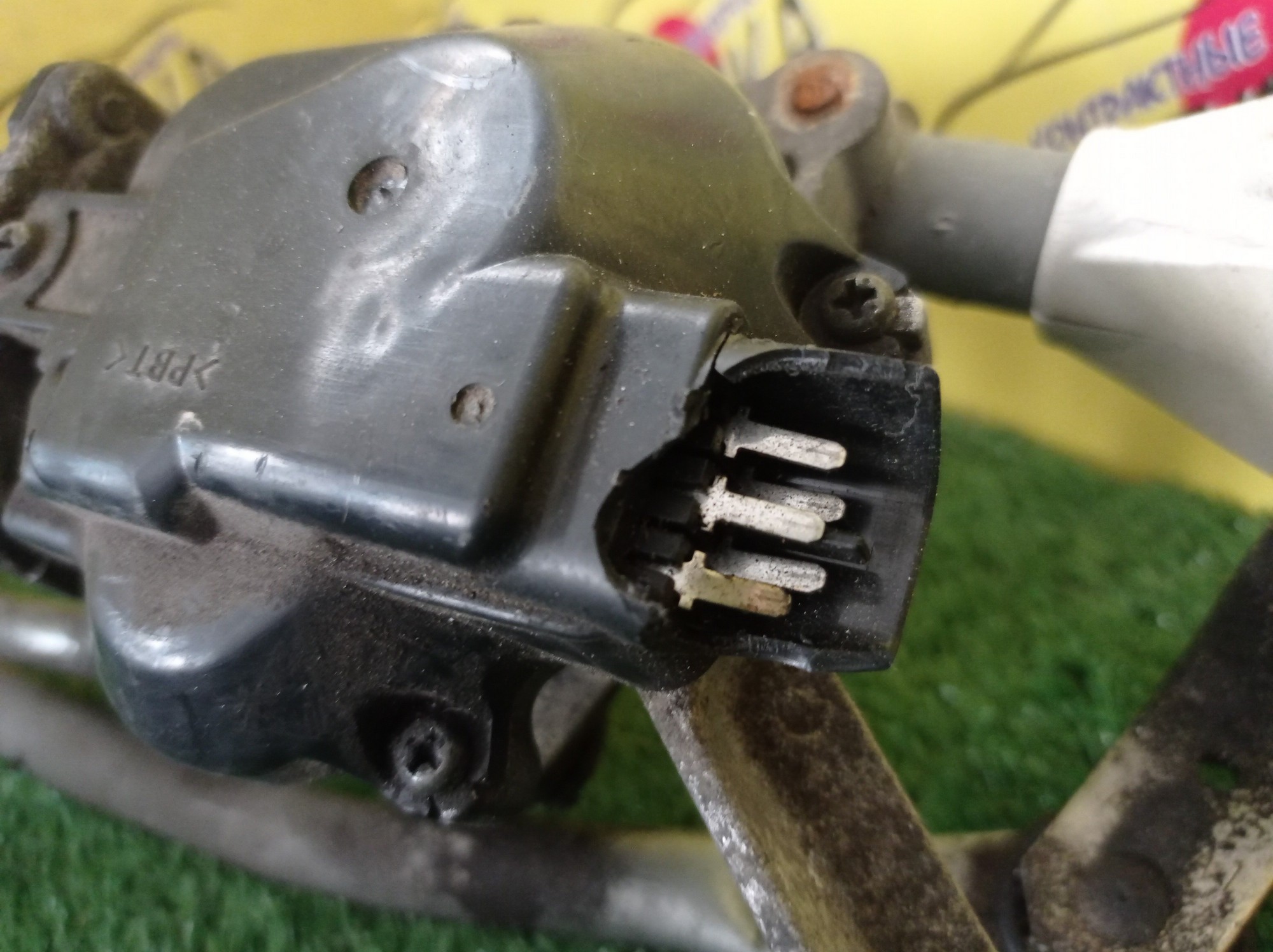 ТРАПЕЦИЯ ДВОРНИКОВ/HON/FIT/GD1/GD2/GD3/GD4/GD5/УЦЕНКА/С МОТОРОМ