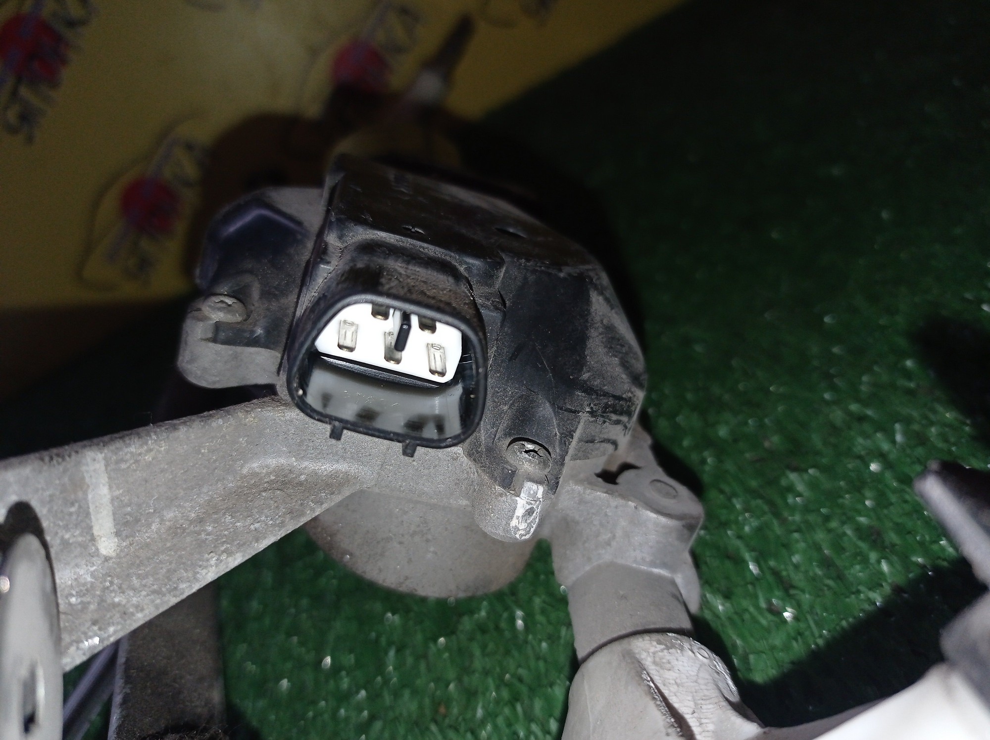 ТРАПЕЦИЯ ДВОРНИКОВ/HON/FIT/GD1/GD2/GD3/GD4/GD5/УЦЕНКА/С МОТОРОМ