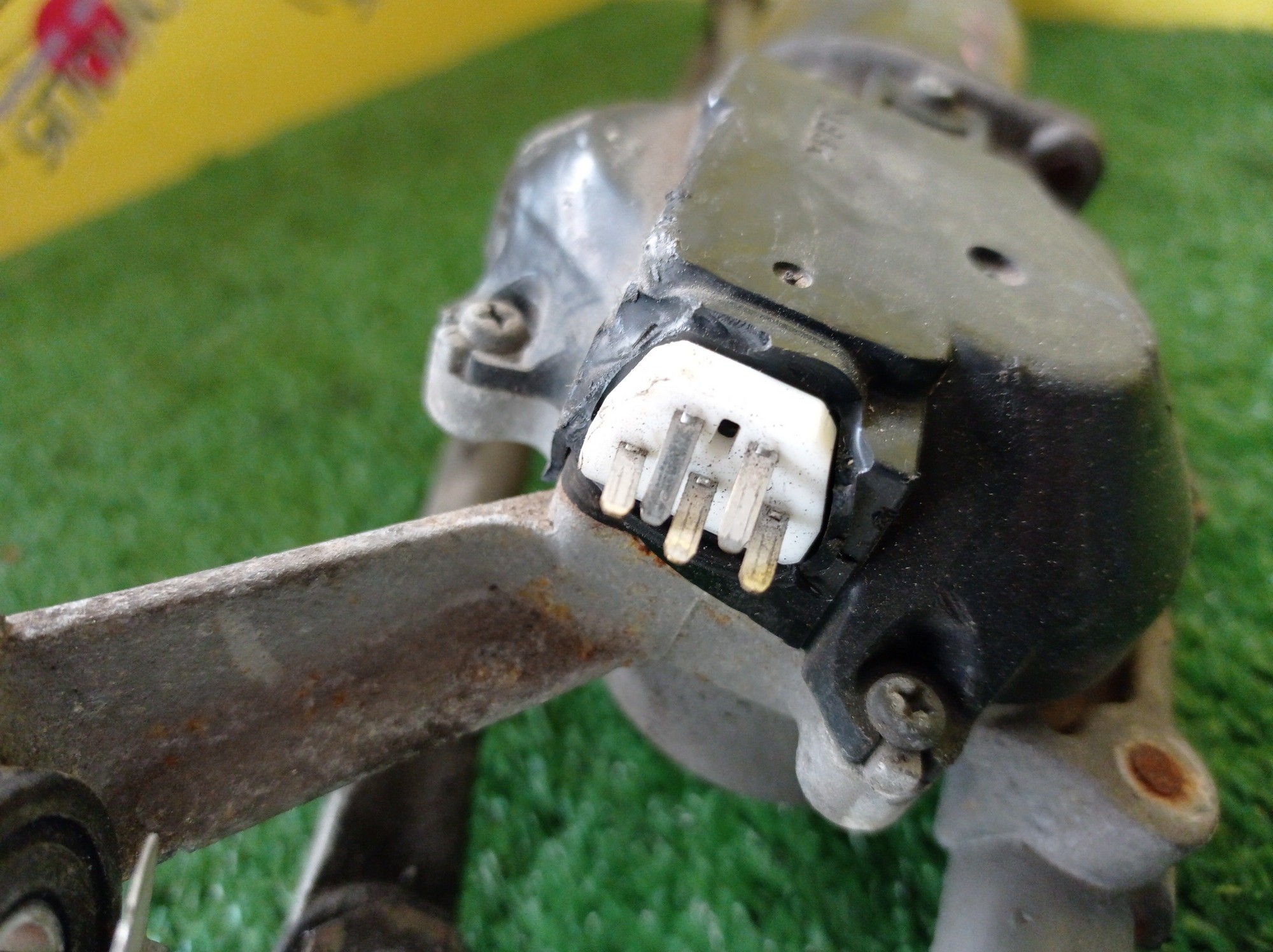 ТРАПЕЦИЯ ДВОРНИКОВ/HON/FIT/GD1/GD2/GD3/GD4/GD5/УЦЕНКА/С МОТОРОМ