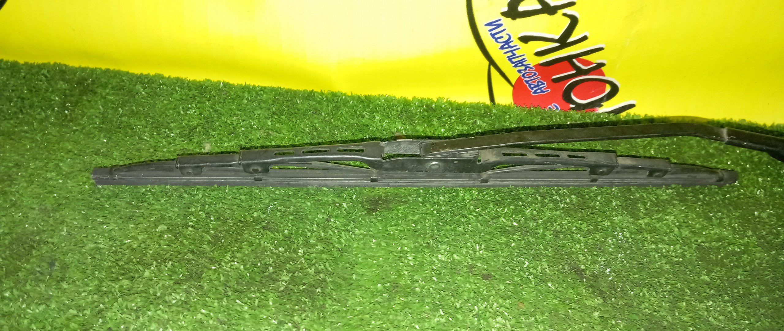 ДВОРНИК ЗАДНЕЙ ДВЕРИ/TOY/TOWN ACE NOAH/LITE ACE NOAH/SR50/SR40