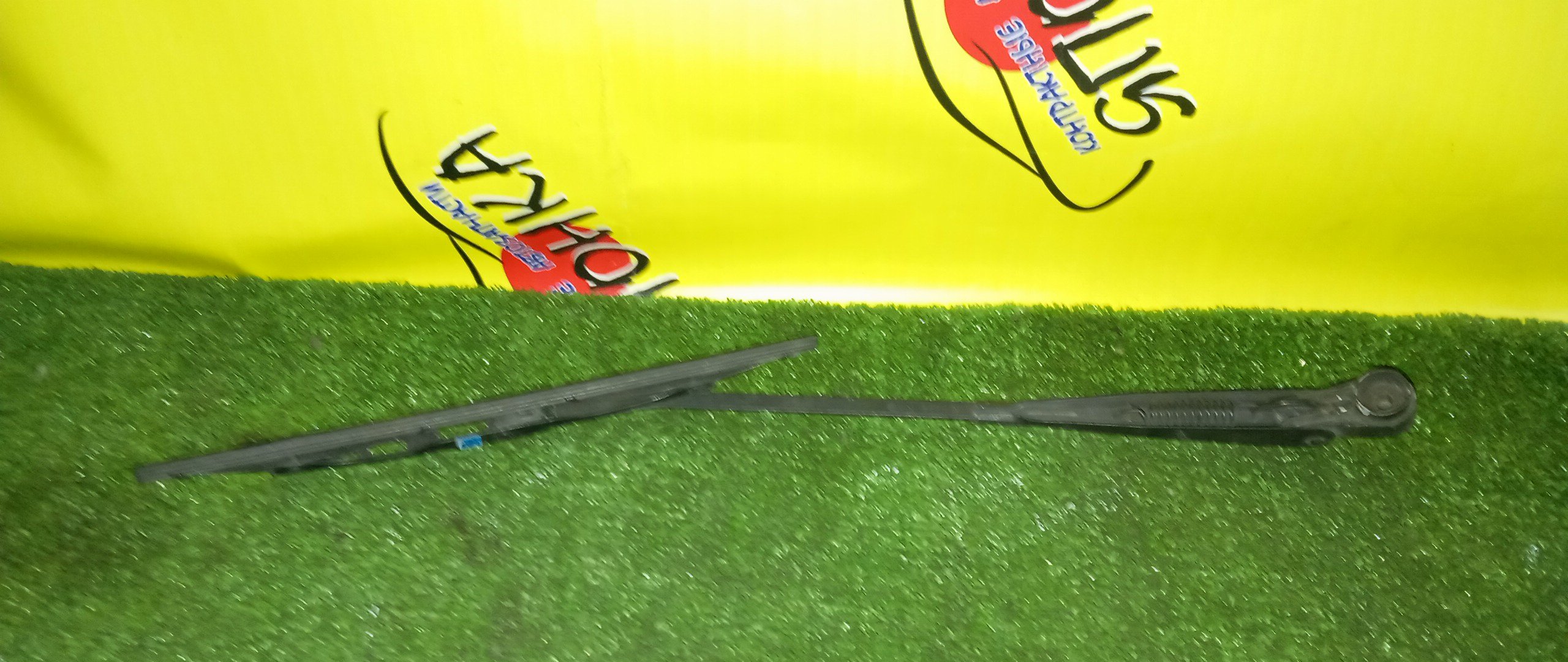 ДВОРНИК ЗАДНЕЙ ДВЕРИ/TOY/DUET/M100A