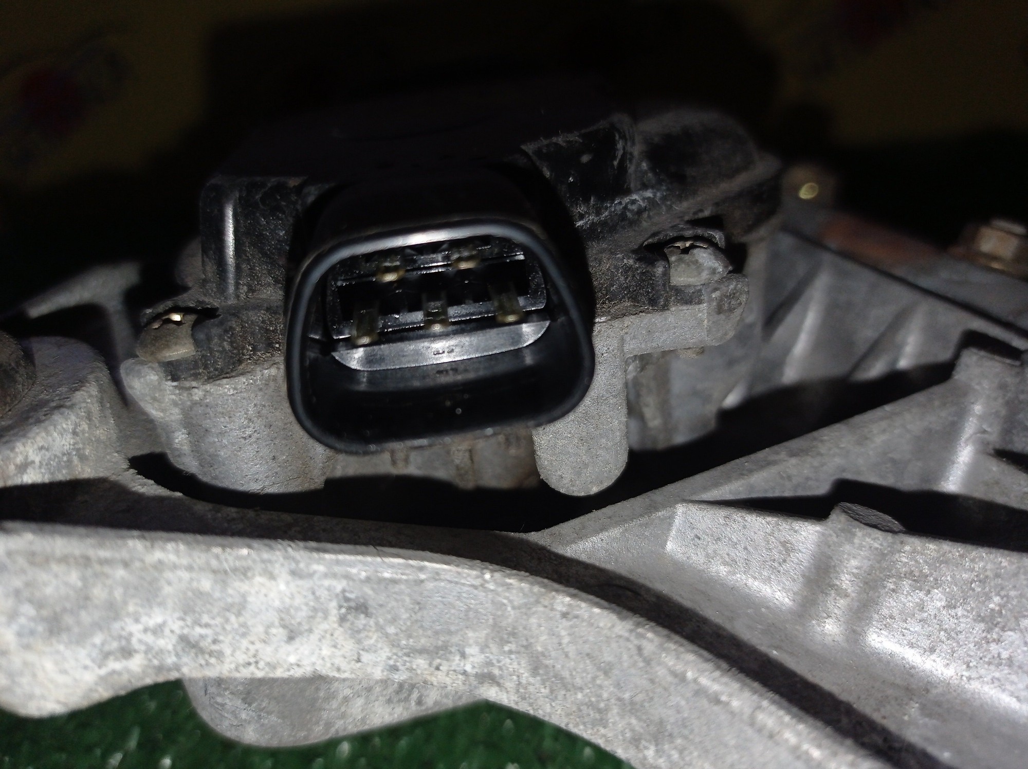 ТРАПЕЦИЯ ДВОРНИКОВ/MMC/GRANDIS/NA4W/NA8W/С МОТОРОМ