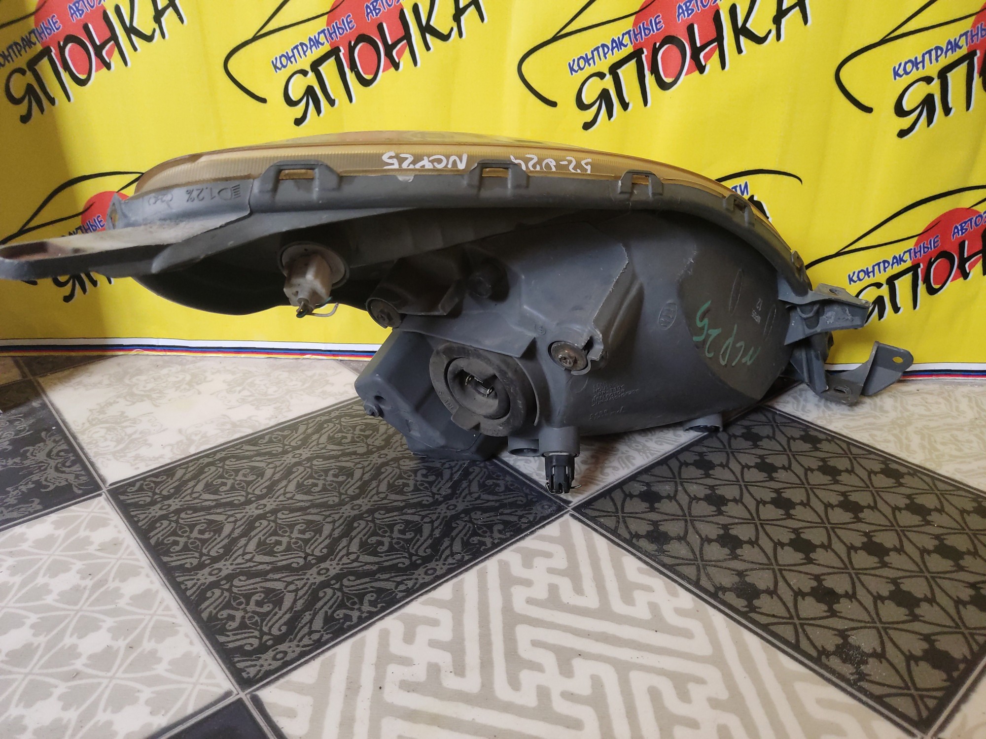 ФАРА/TOY/FUNCARGO/NCP20/NCP21/NCP25/52024/L