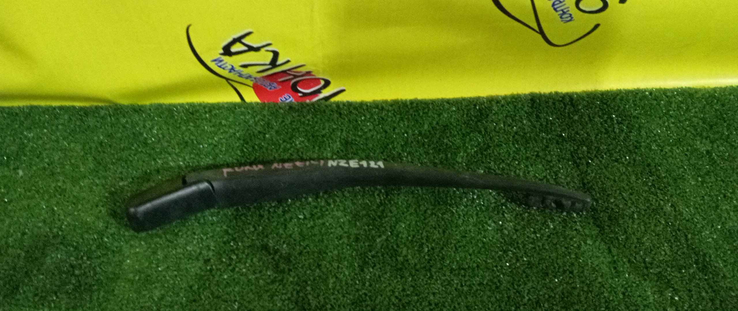 ДВОРНИК ЗАДНЕЙ ДВЕРИ/TOY/COROLLA RUNX/E120