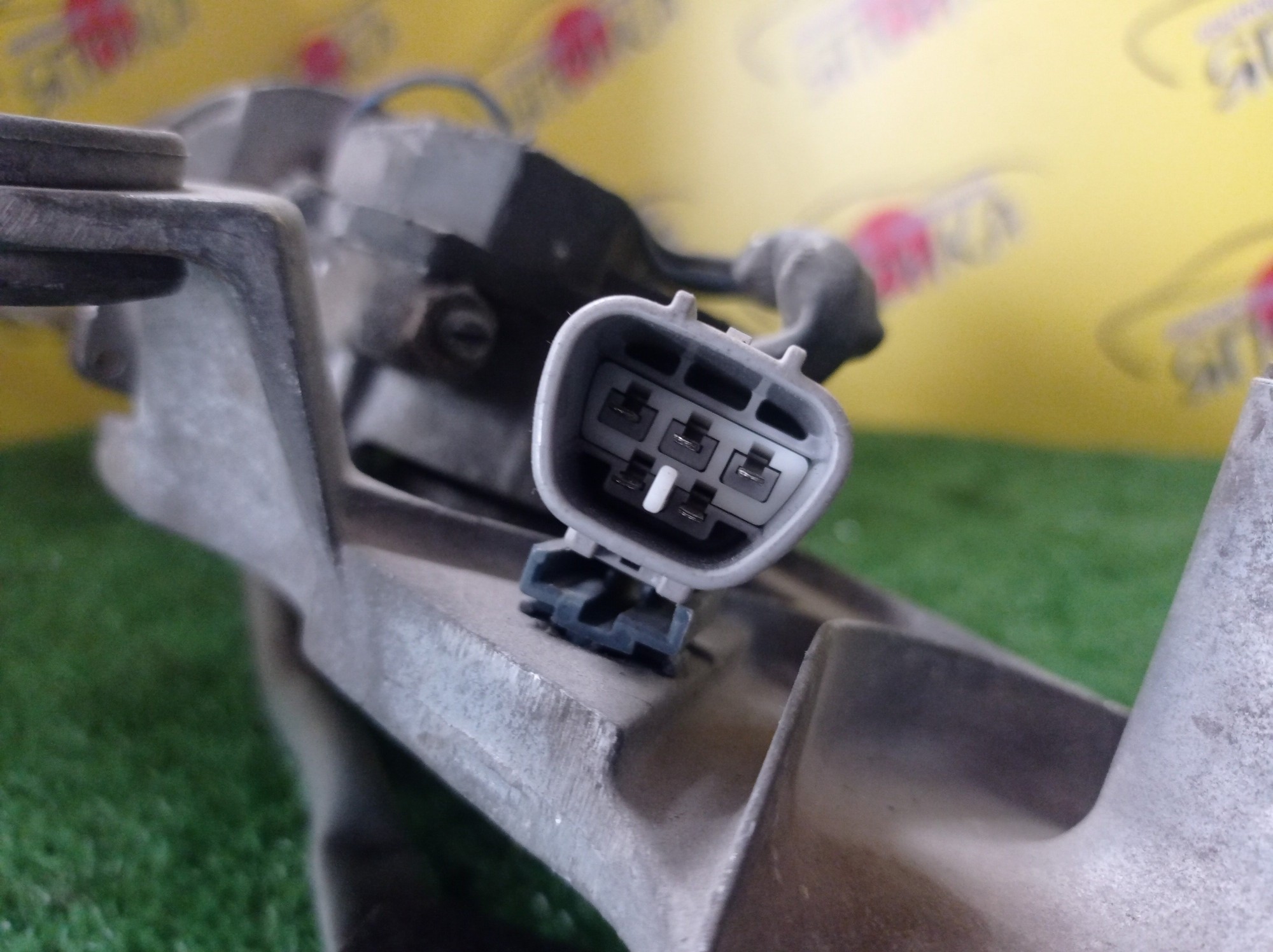 ТРАПЕЦИЯ ДВОРНИКОВ/TOY/ESTIMA/MCR30W/MCR40W/ACR30/ACR40/AHR10/MCR30/С МОТОРОМ