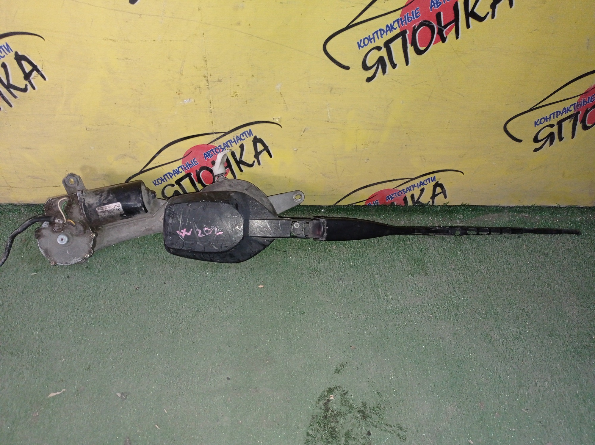 ТРАПЕЦИЯ ДВОРНИКОВ/MERC/C-CLASS/W202/ЛЕВЫЙ РУЛЬ/С МОТОРОМ