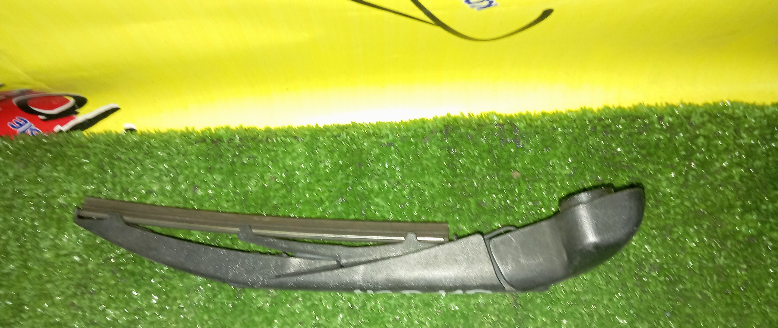 ДВОРНИК ЗАДНЕЙ ДВЕРИ/TOY/IST/NCP110/NCP115/NLP110/NLP115/NSP110/ZSP110