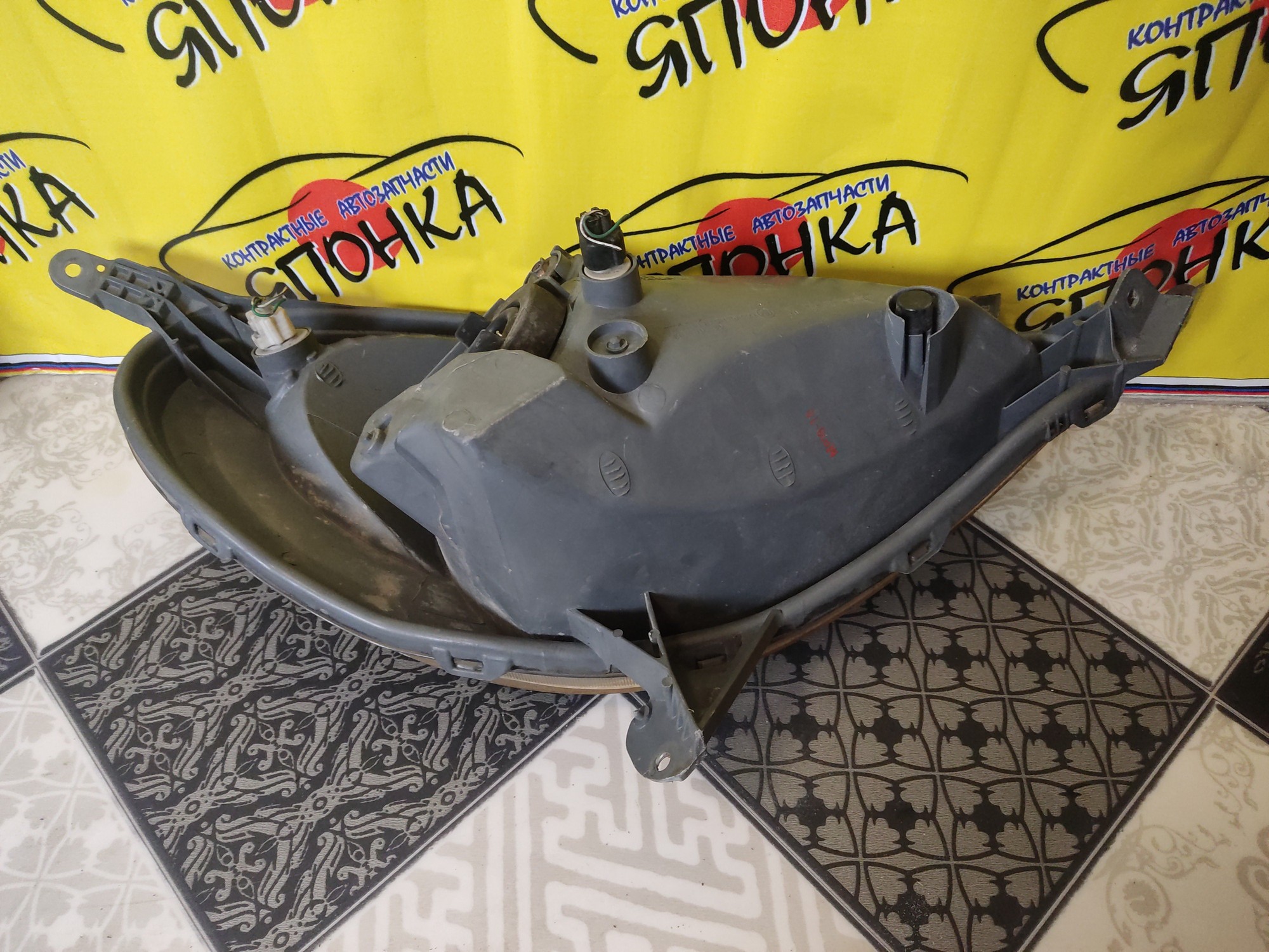 ФАРА/TOY/FUNCARGO/NCP20/NCP21/NCP25/52024/L