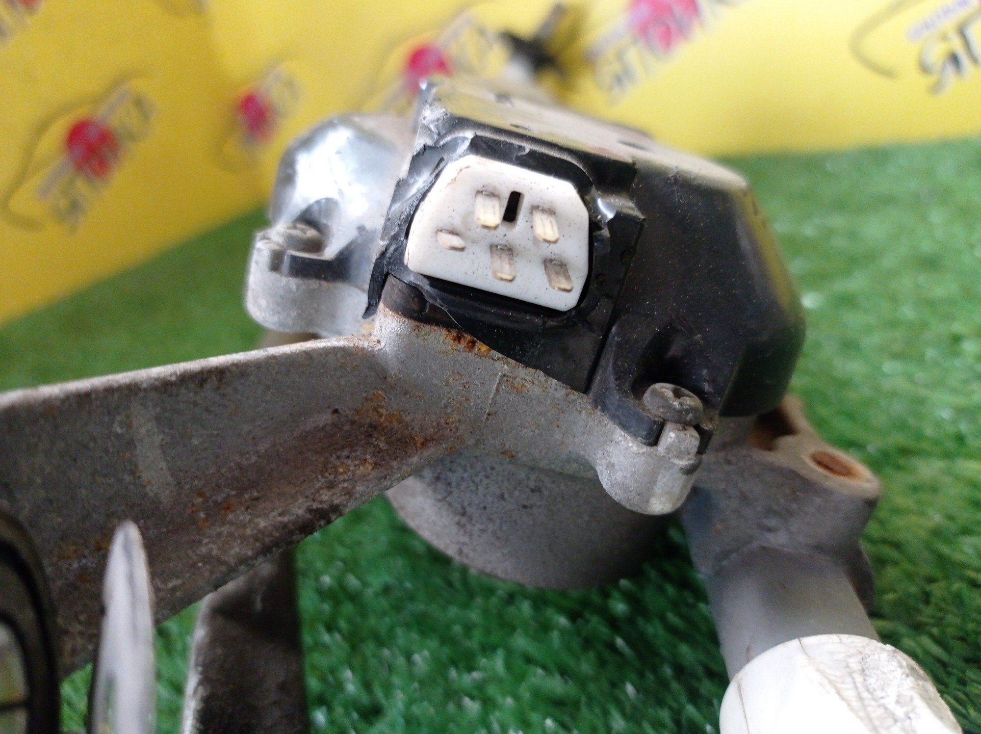 ТРАПЕЦИЯ ДВОРНИКОВ/HON/FIT/GD1/GD2/GD3/GD4/GD5/УЦЕНКА/С МОТОРОМ