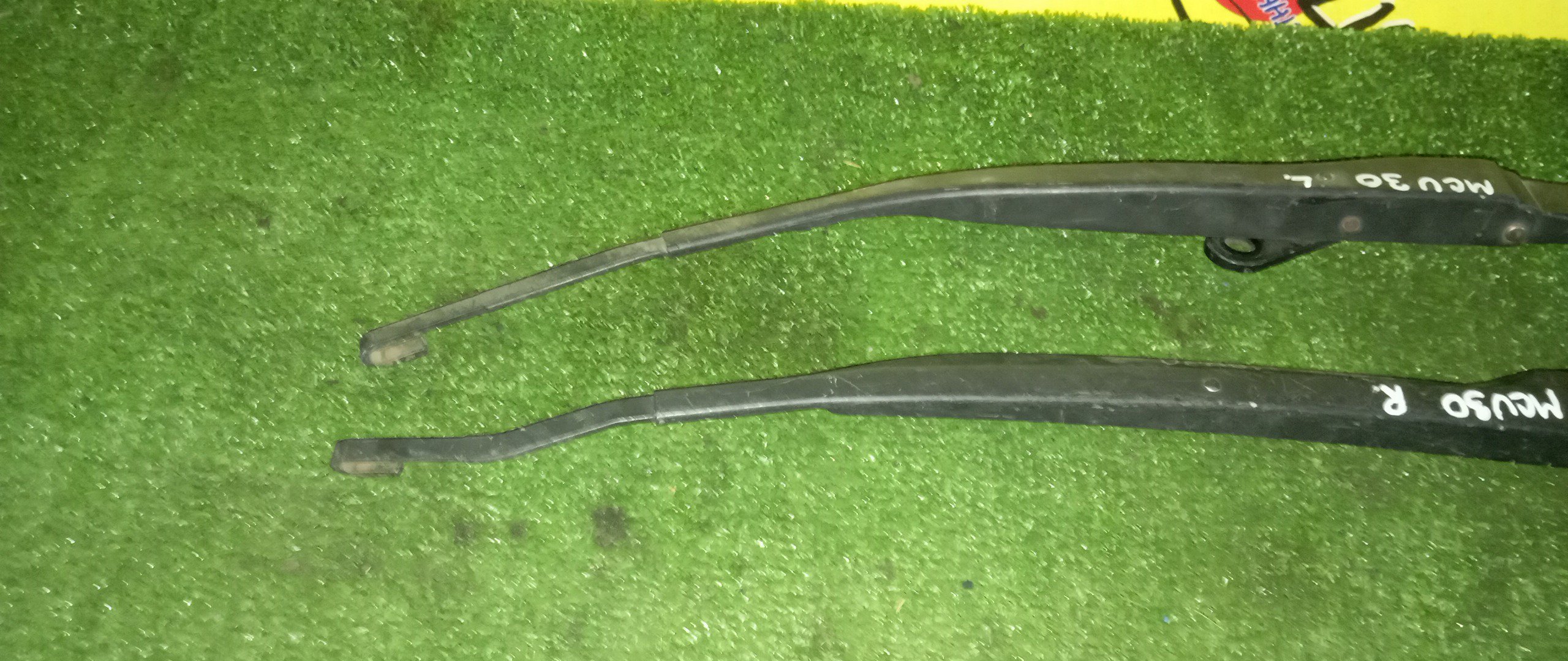 ДВОРНИК ЛОБОВОГО СТЕКЛА/TOY/HARRIER/MCU30/F/ПАРА