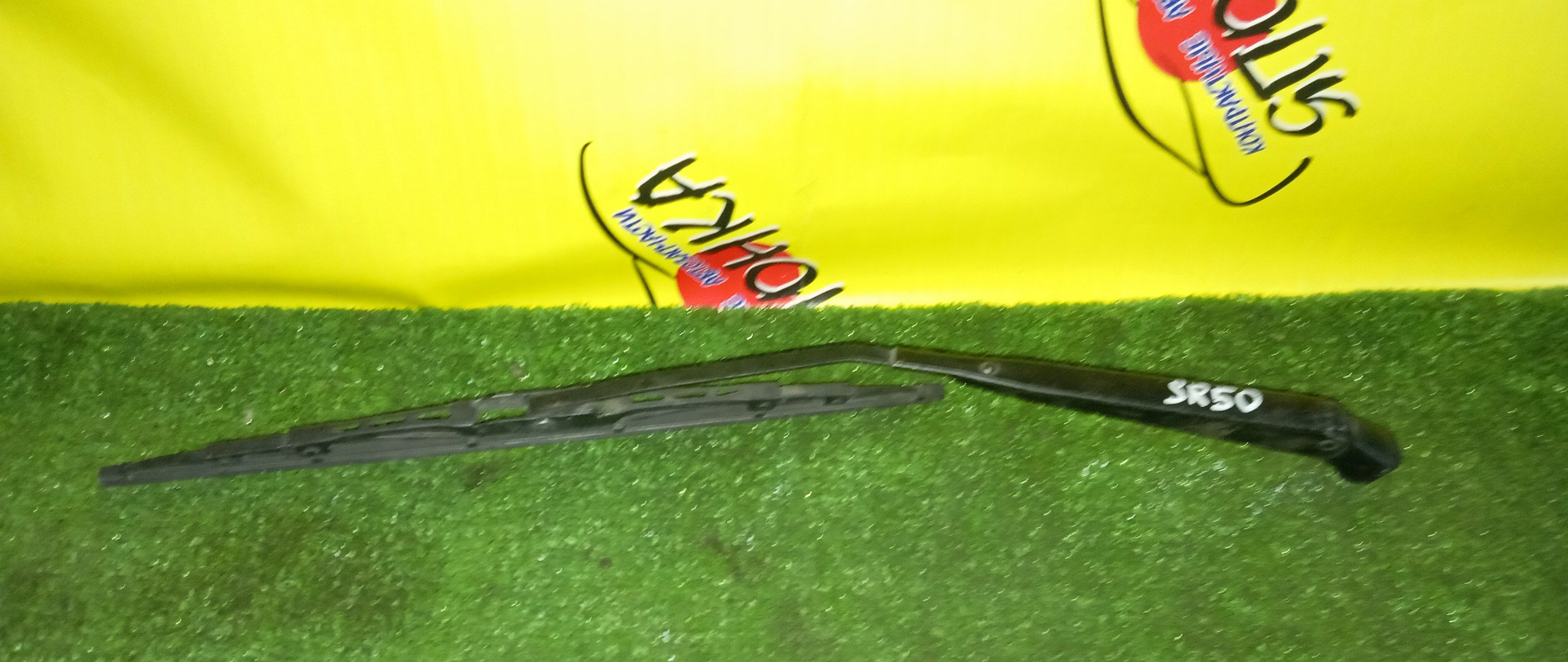 ДВОРНИК ЗАДНЕЙ ДВЕРИ/TOY/TOWN ACE NOAH/LITE ACE NOAH/SR50/SR40