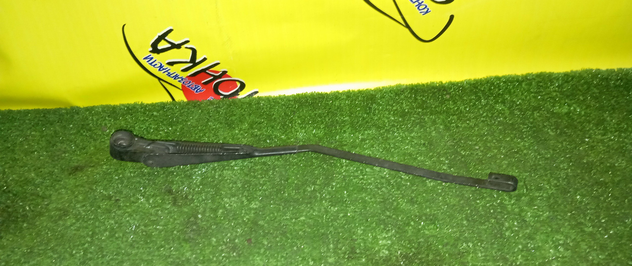 ДВОРНИК ЗАДНЕЙ ДВЕРИ/TOY/STARLET/EP90/EP91/EP95