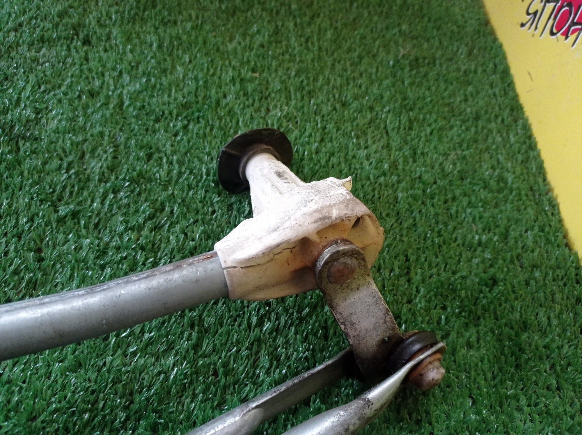 ТРАПЕЦИЯ ДВОРНИКОВ/HON/FIT/GD1/GD2/GD3/GD4/GD5/УЦЕНКА/С МОТОРОМ