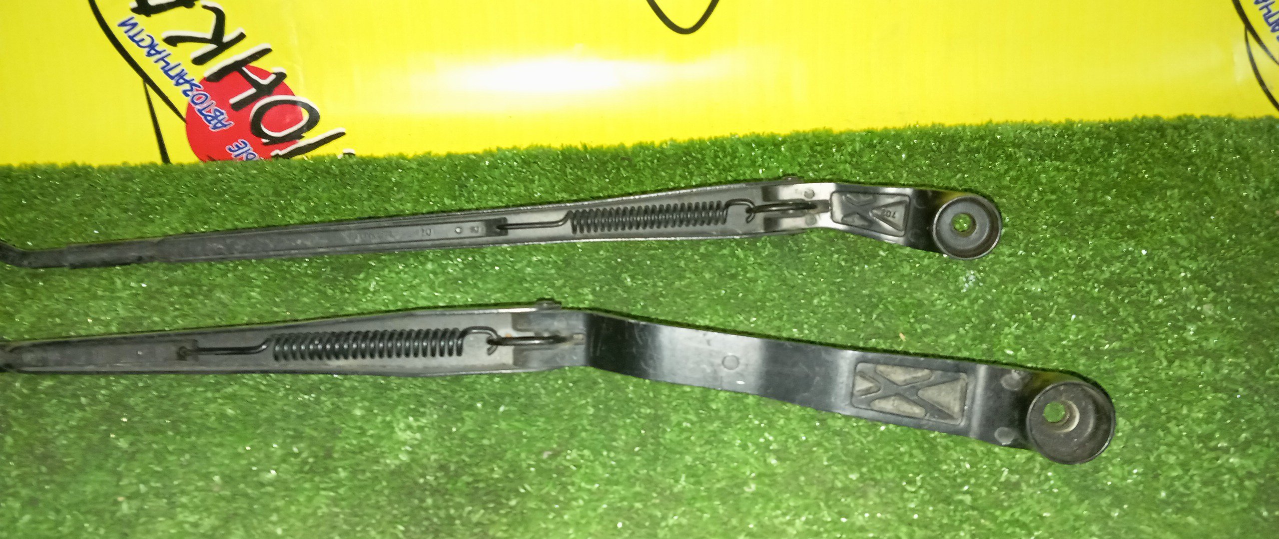 ДВОРНИК ЛОБОВОГО СТЕКЛА/TOY/CALDINA/T210/T215/F/ПАРА