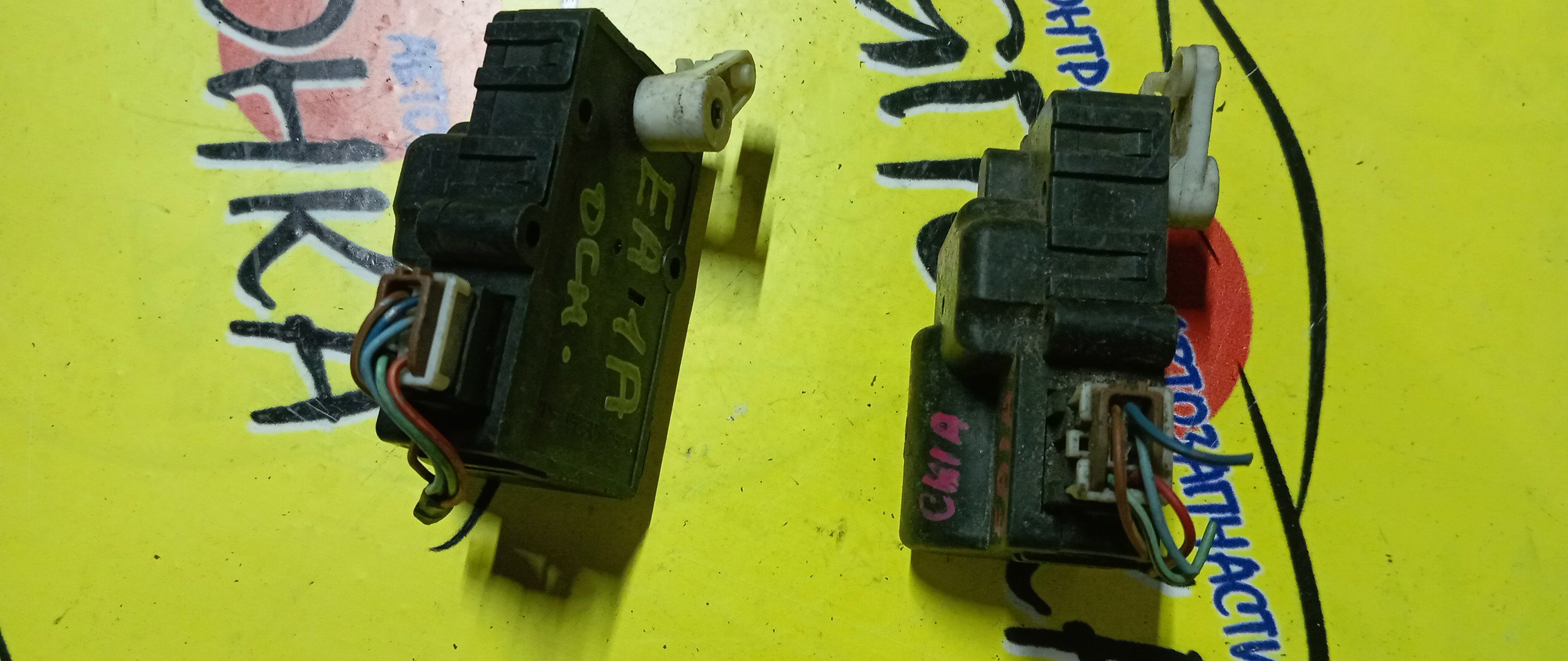 СЕРВОПРИВОД ЗАСЛОНОК ПЕЧКИ/MMC/GALANT/LEGNUM/LANCER/EA1A/EC3W/CK2A/MB813593