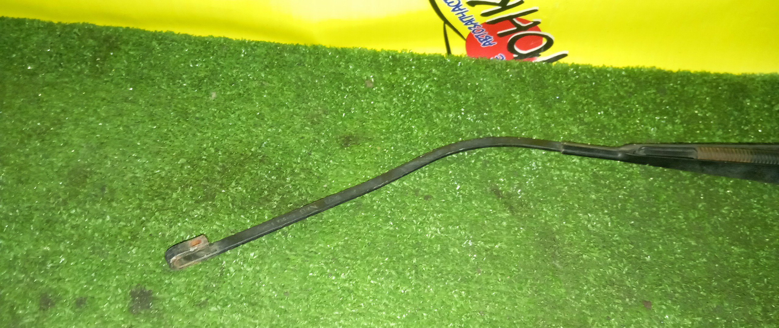 ДВОРНИК ЗАДНЕЙ ДВЕРИ/TOY/CELICA/ST202