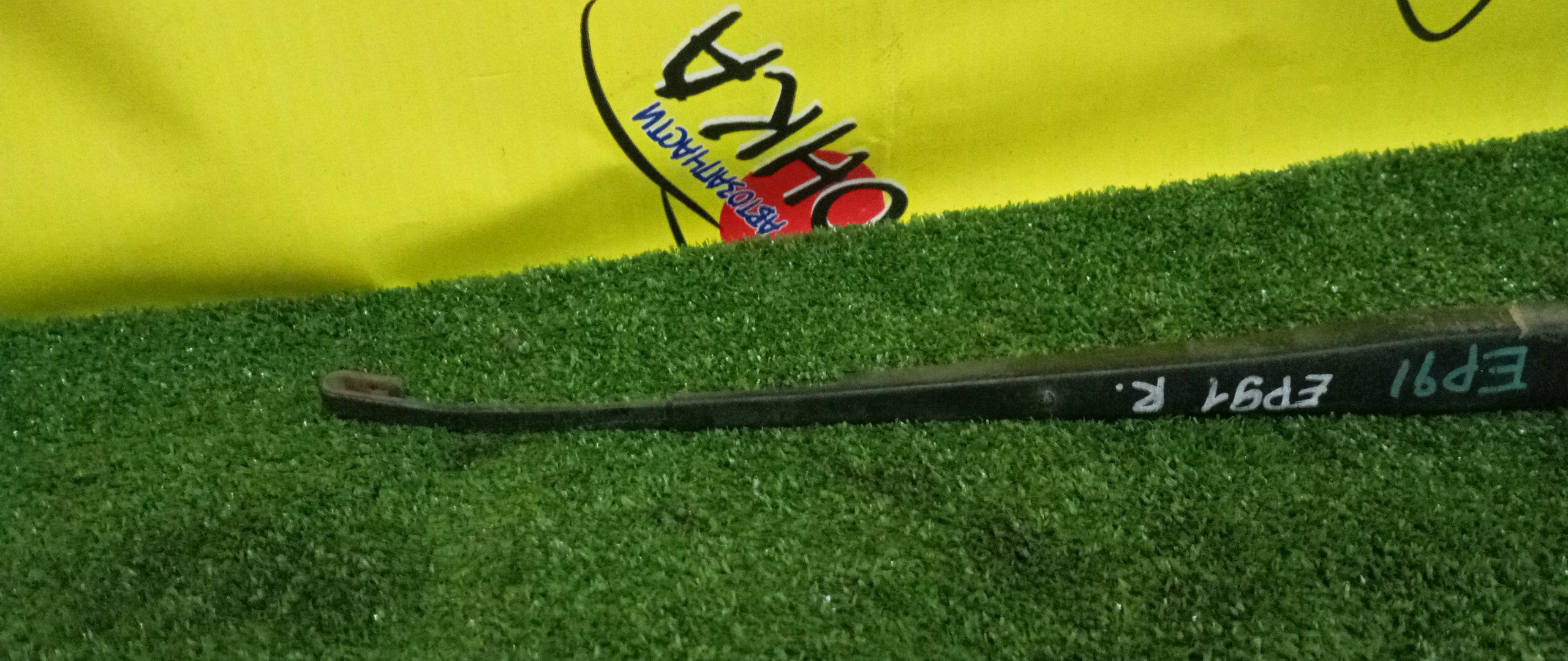 ДВОРНИК ЛОБОВОГО СТЕКЛА/TOY/STARLET/EP90/EP91/F/R