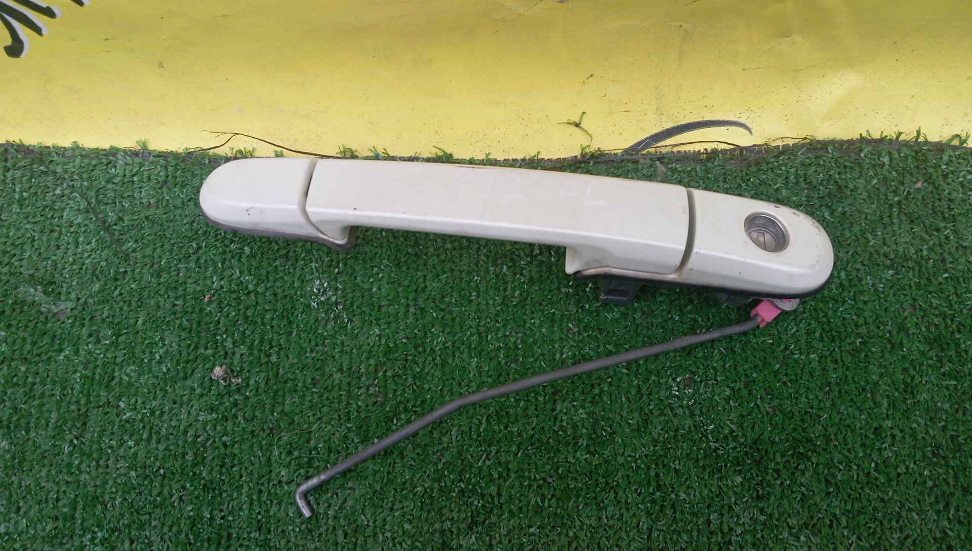 РУЧКА ДВЕРИ ВНЕШНЯЯ/NIS/PRIMERA/HP12/QP12/RP12/TNP12/TP12/WHP12/WRP12/WTNP12/WTP12/F/L/80607AW700