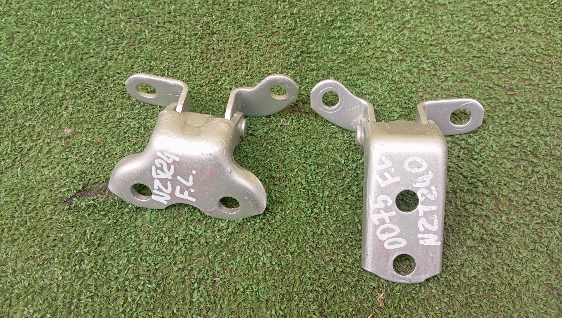 ПЕТЛИ ДВЕРИ/TOY/ALLION/PREMIO/AZT240/NZT240/ZZT240/ZZT245/F/L/ПАРА(ВЕРХ+НИЗ)