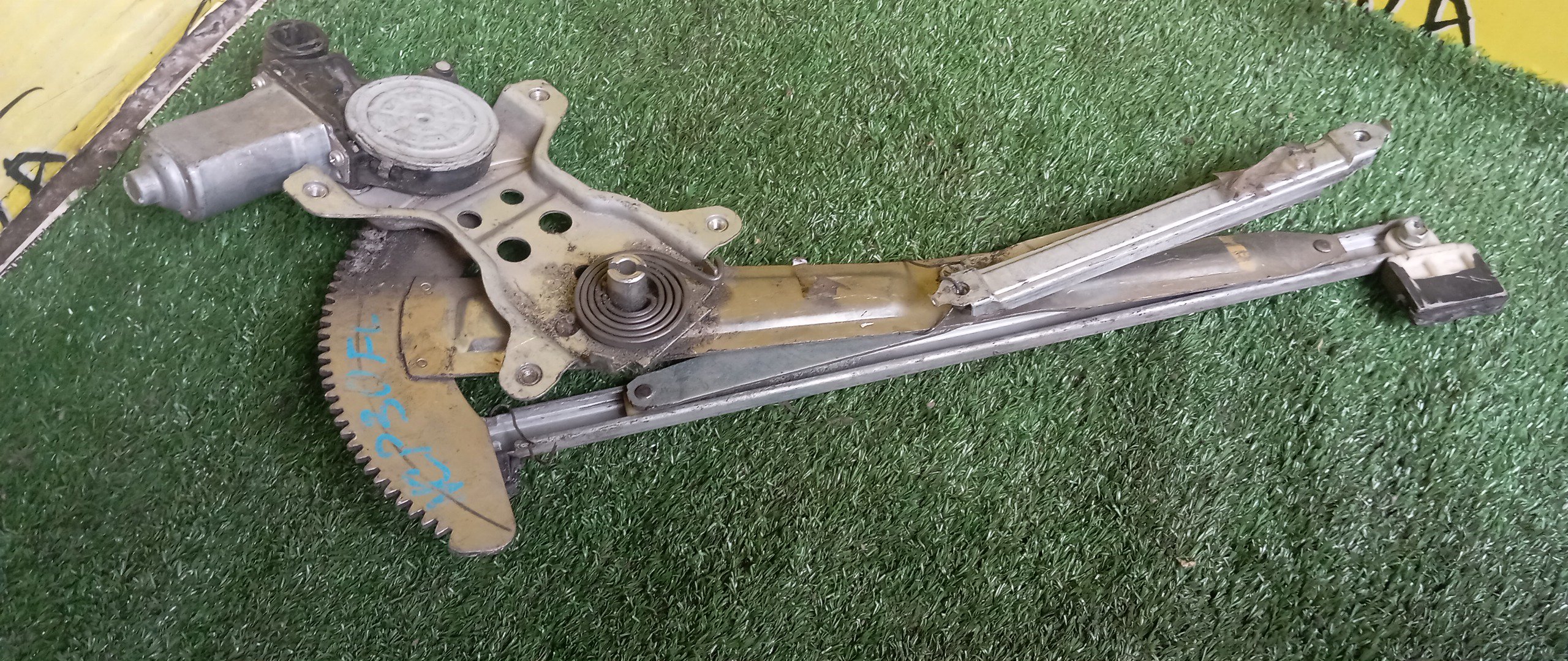 СТЕКЛОПОДЪЕМНИК/TOY/BB/NCP30/NCP31/NCP34/NCP35/F/L