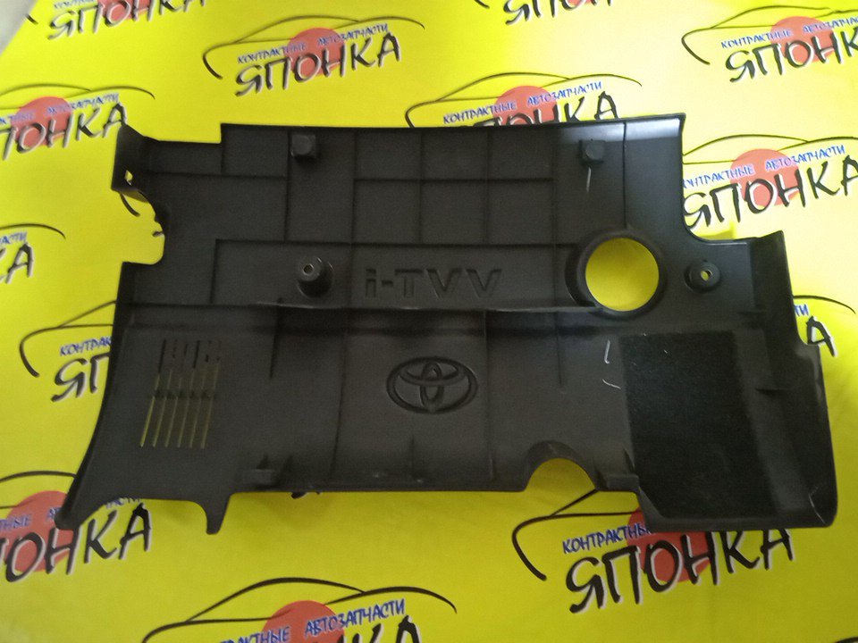 ПЛАСТИКОВАЯ КРЫШКА НА ДВС/TOY/ALLEX/AURIS/COROLLA/COROLLA AXIO/COROLLA RUMION/COROLLA RUNX/IST/PREMIO/RACTIS/SIENTA/VITZ/NZE121/NZT260/NZE151/NZE154/NZE141/NZE144/NCP81/NCP91/NCP110/NCP115/1NZ-FE/1121221021