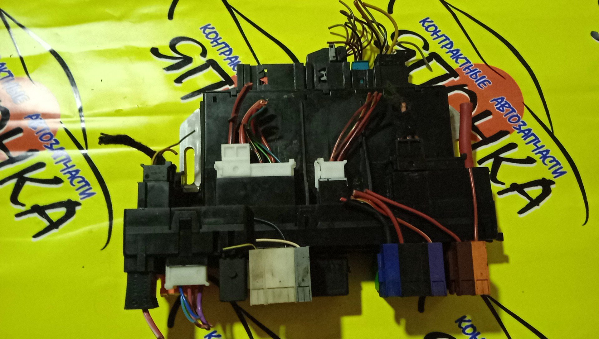 БЛОК ПРЕДОХРАНИТЕЛЕЙ ПОД КАПОТ/MERC/C-CLASS/S-CLASS/V220/W220/C215/M112E28/M112E32/M112E37/M113E43/M113E50/M113E55/M137E58/M137E63/M275E55/M275E60/OM613LA/OM628/OM648/A0325458332/F/R