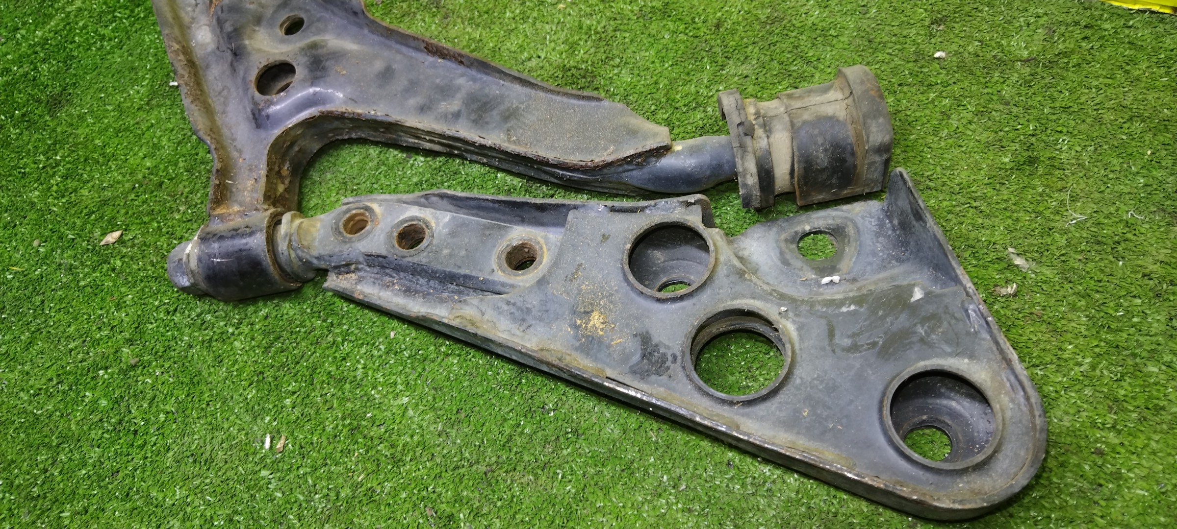 РЫЧАГ/NIS/BLUEBIRD/PRIMERA/PRIMERA CAMINO/PRIMERA WAGON/WHNP11/ENU14/DOWN/4WD/F/L