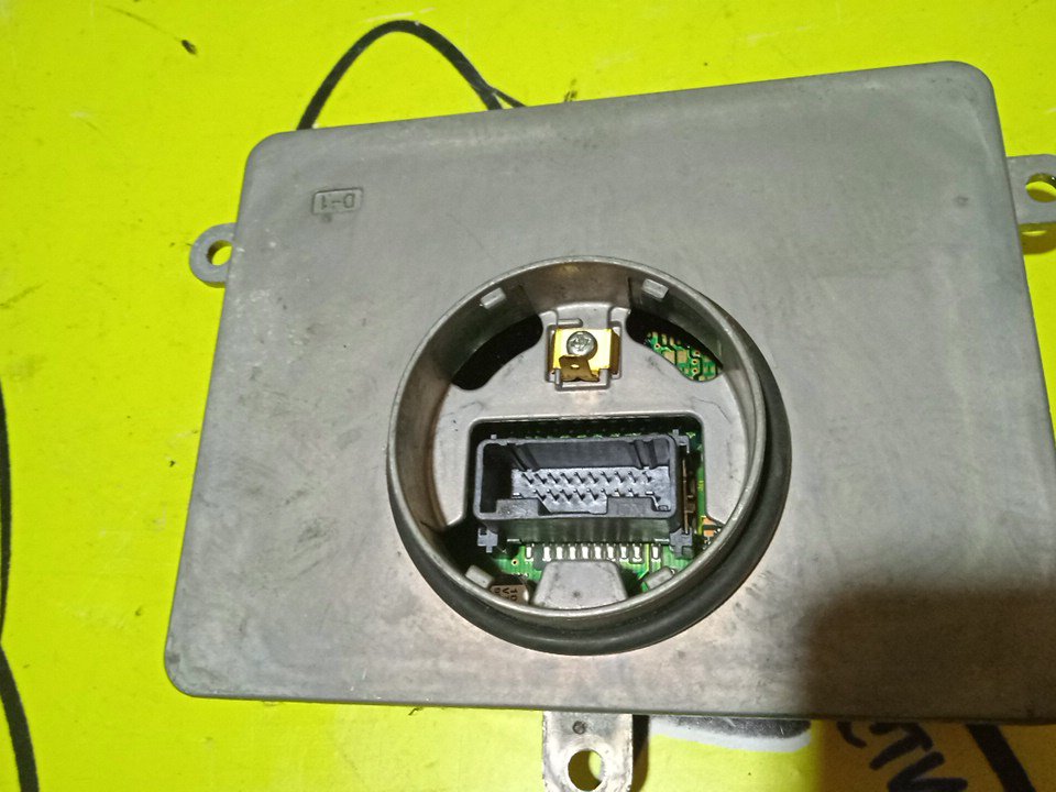 БЛОК РОЗЖИГА КСЕНОНА/TOY/HARRIER/PRIUS/ASU60W/ASU65W/AVU65W/ZSU60W/ZSU65W/ZVW52/8596747040/F/L