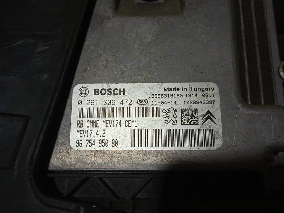 БЛОК EFI/PEU/PEUGEOT 207/CITROEN C3/A7/WC/EP6C/5FS/5F01/0261S06472/9675495080