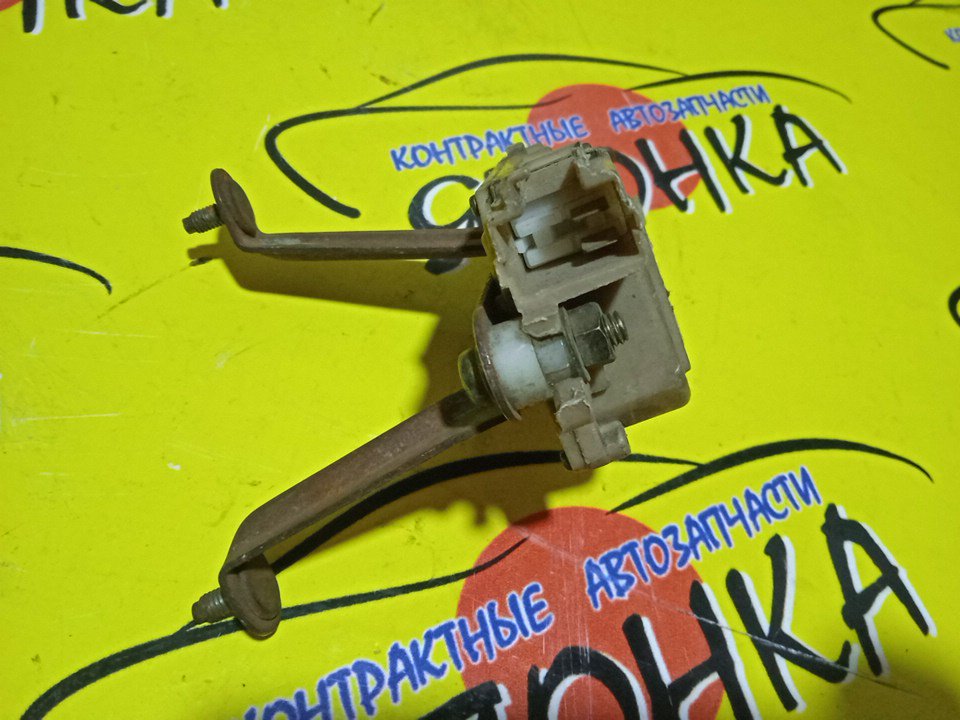 ЗАМОК ЛЮЧКА БЕНЗОБАКА/NIS/INFINITI I30/INFINITI I35/CEFIRO/MAXIMA/A33/PA33/788505Y000