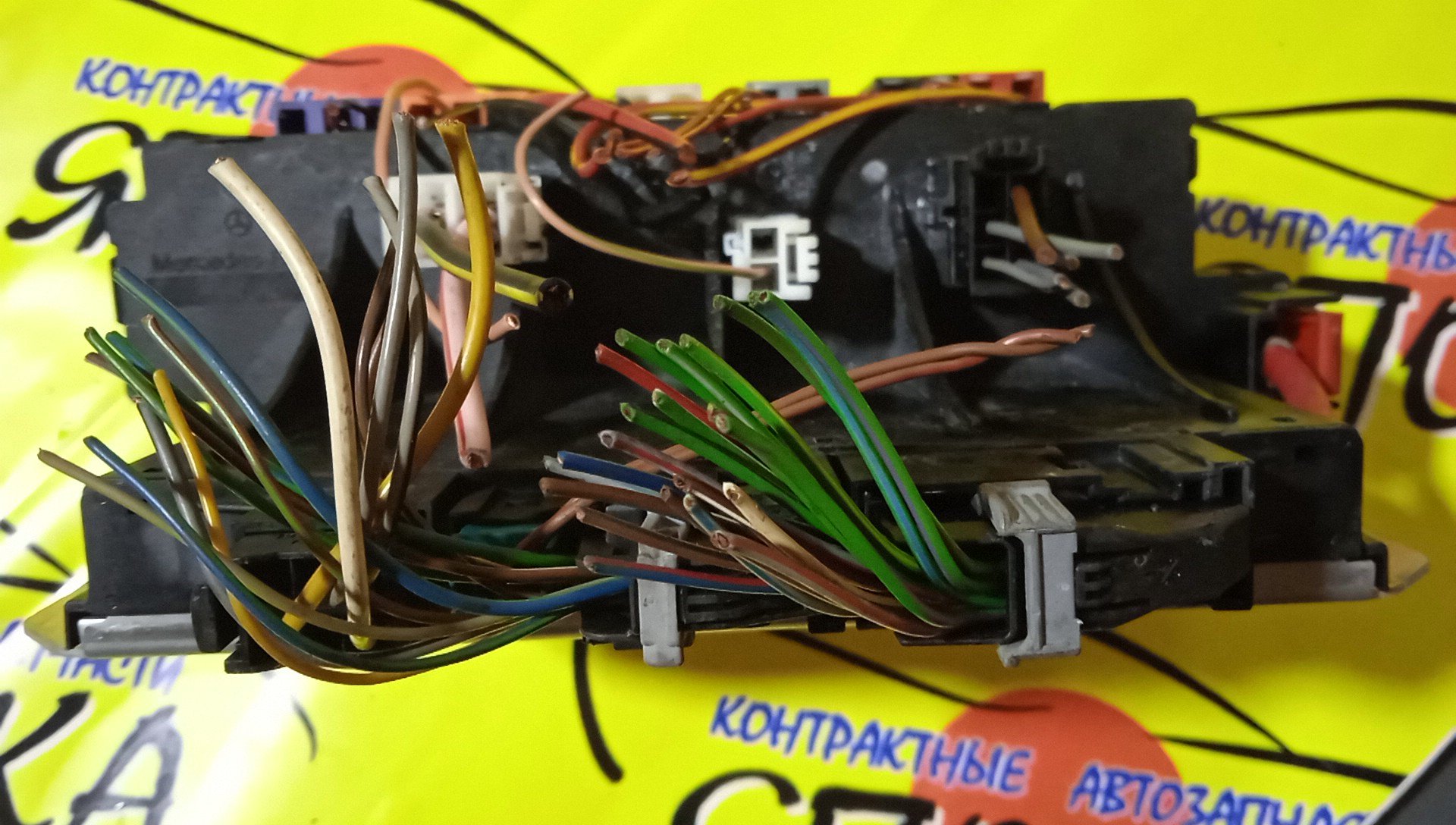 БЛОК ПРЕДОХРАНИТЕЛЕЙ ПОД КАПОТ/MERC/C-CLASS/S-CLASS/V220/W220/C215/M112E28/M112E32/M112E37/M113E43/M113E50/M113E55/M137E58/M137E63/M275E55/M275E60/OM613LA/OM628/OM648/A0325458232/F/L