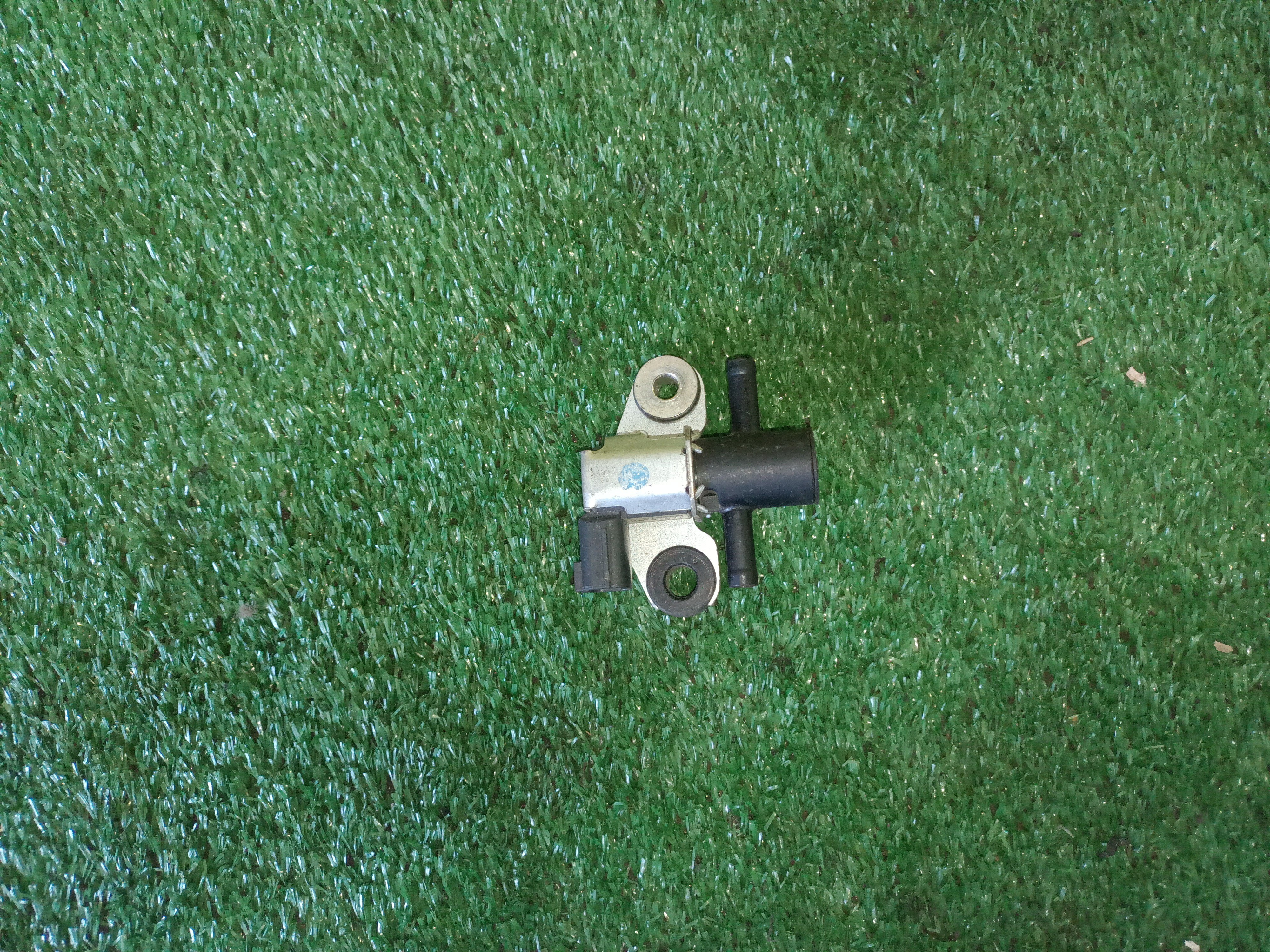 ВАКУУМНЫЙ КЛАПАН/NIS/CV36/HV36/J50/PV36/S51/V36/V37/Y50/Y51/Z33/Z34/QR25DE/VQ25DE/VQ35DE/VK50VE/VR38DETT/VQ37/K5T46697