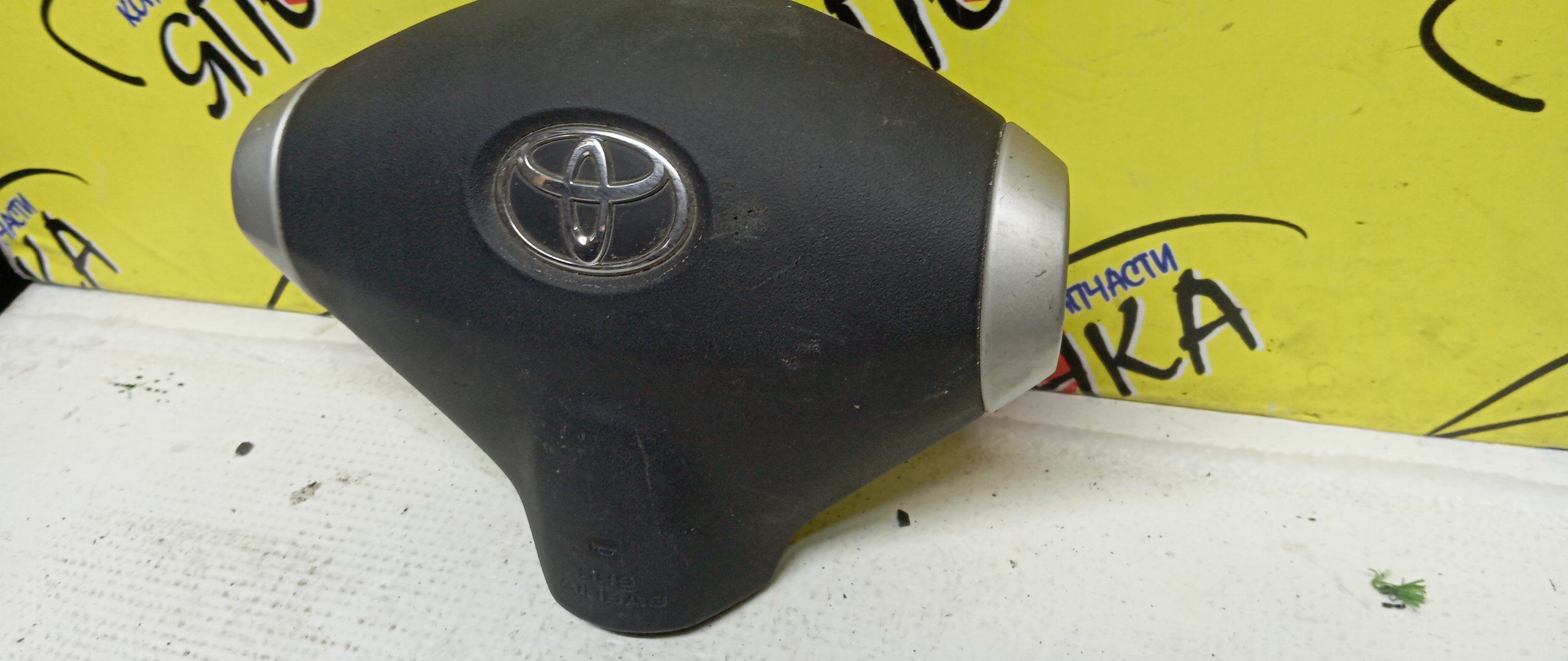 AIRBAG ВОДИТЕЛЬСКИЙ/TOY/IST/NCP60/NCP61/3 ЛУЧА/4513052150B0/4513052151B0