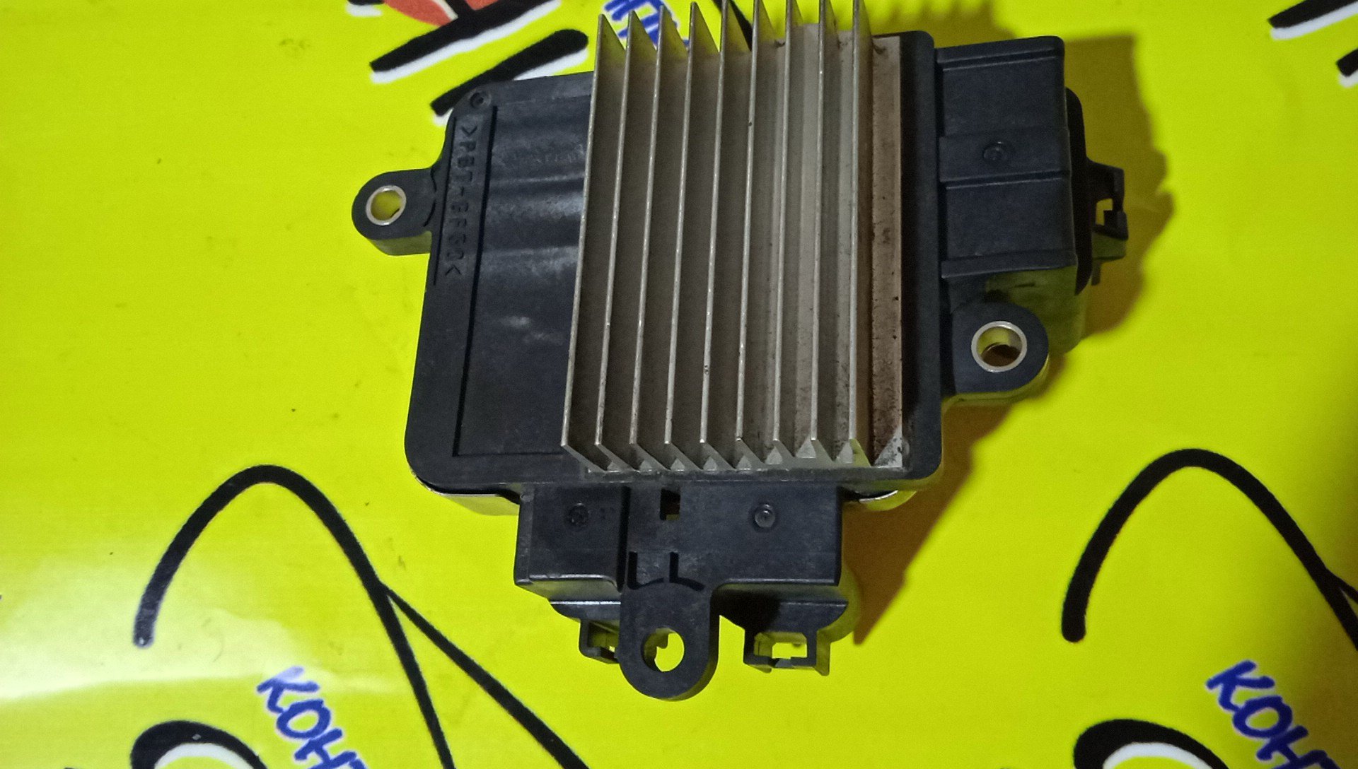 БЛОК УПРАВЛЕНИЯ ВЕНТИЛЯТОРОМ/TOY/CROWN/CROWN MAJESTA/GRS180/GRS181/GRS182/GRS183/8925730050