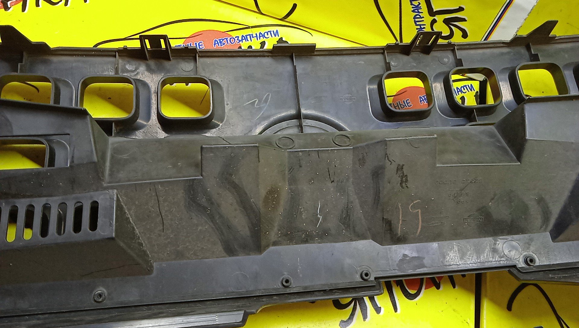 РЕШЕТКА РАДИАТОРА/NIS/CUBE/BNZ11/BZ11/YZ11/1 МОДЕЛЬ/623103U000