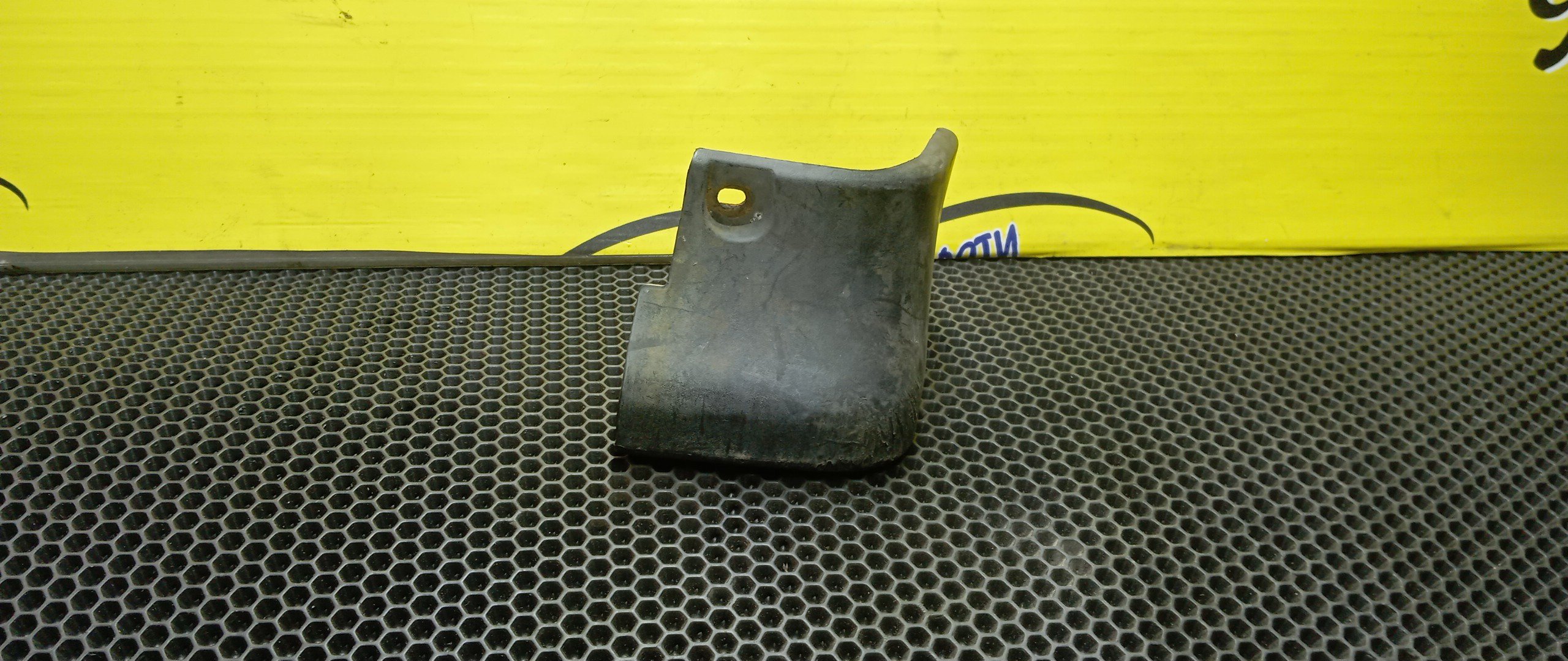 БРЫЗГОВИК/NIS/CEDRIC/GLORIA/Y34/F/R