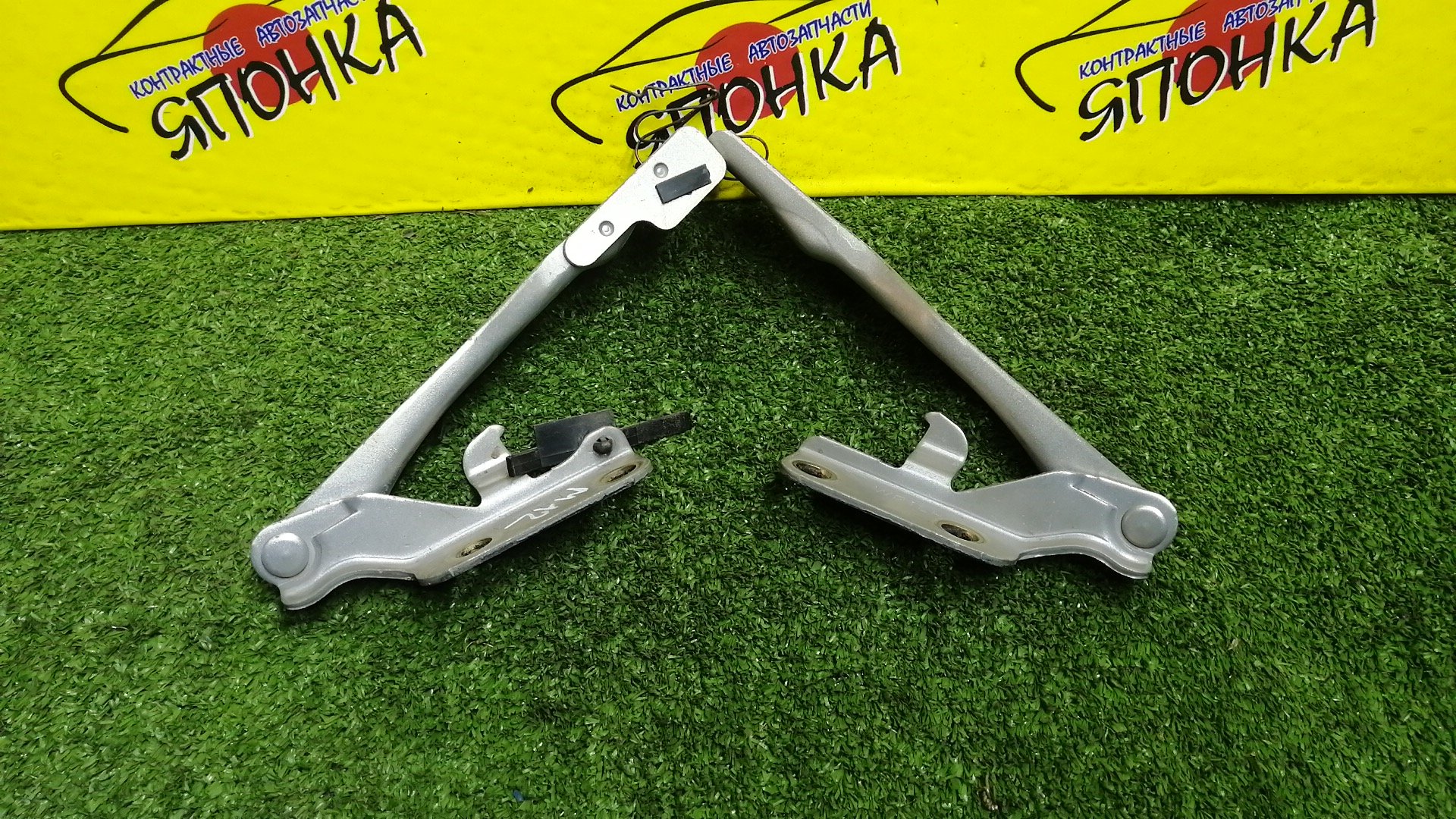 ПЕТЛЯ КАПОТА/NIS/LIBERTY/M12/RM12/RNM12/PM12/PNM12/КОМПЛЕКТ/65400WF100/65401WF100