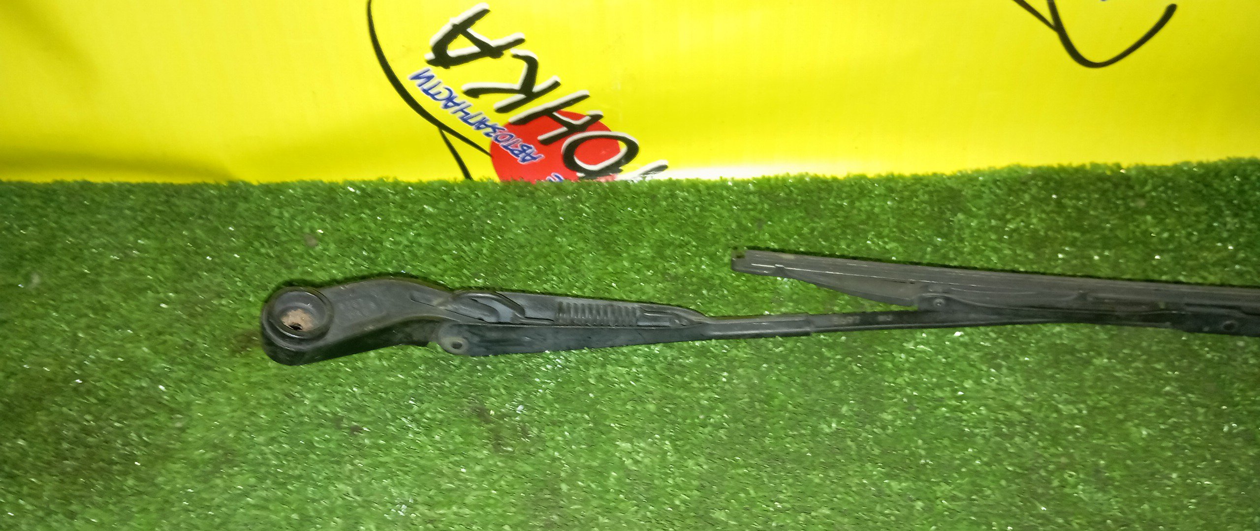 ДВОРНИК ЗАДНЕЙ ДВЕРИ/TOY/SPACIO/AE111