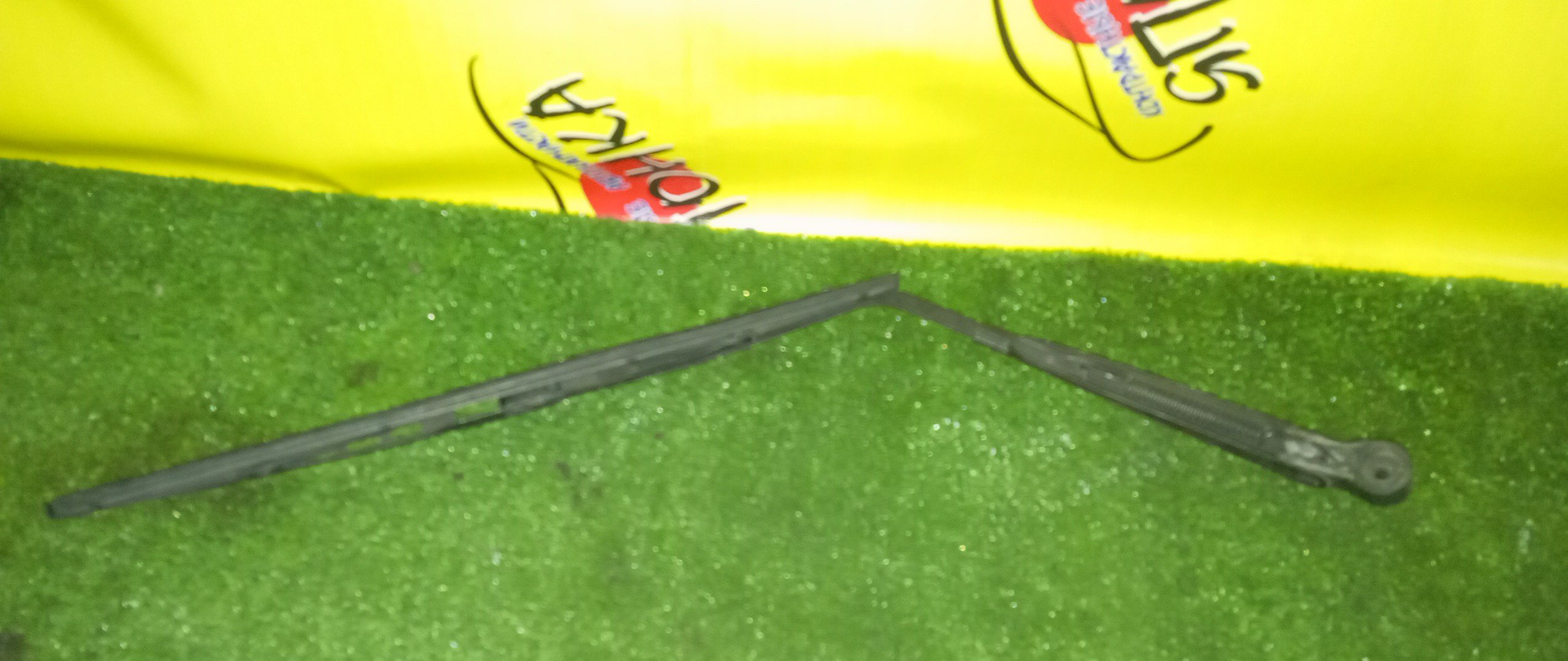 ДВОРНИК ЗАДНЕЙ ДВЕРИ/MMC/PAJERO IO/H77W