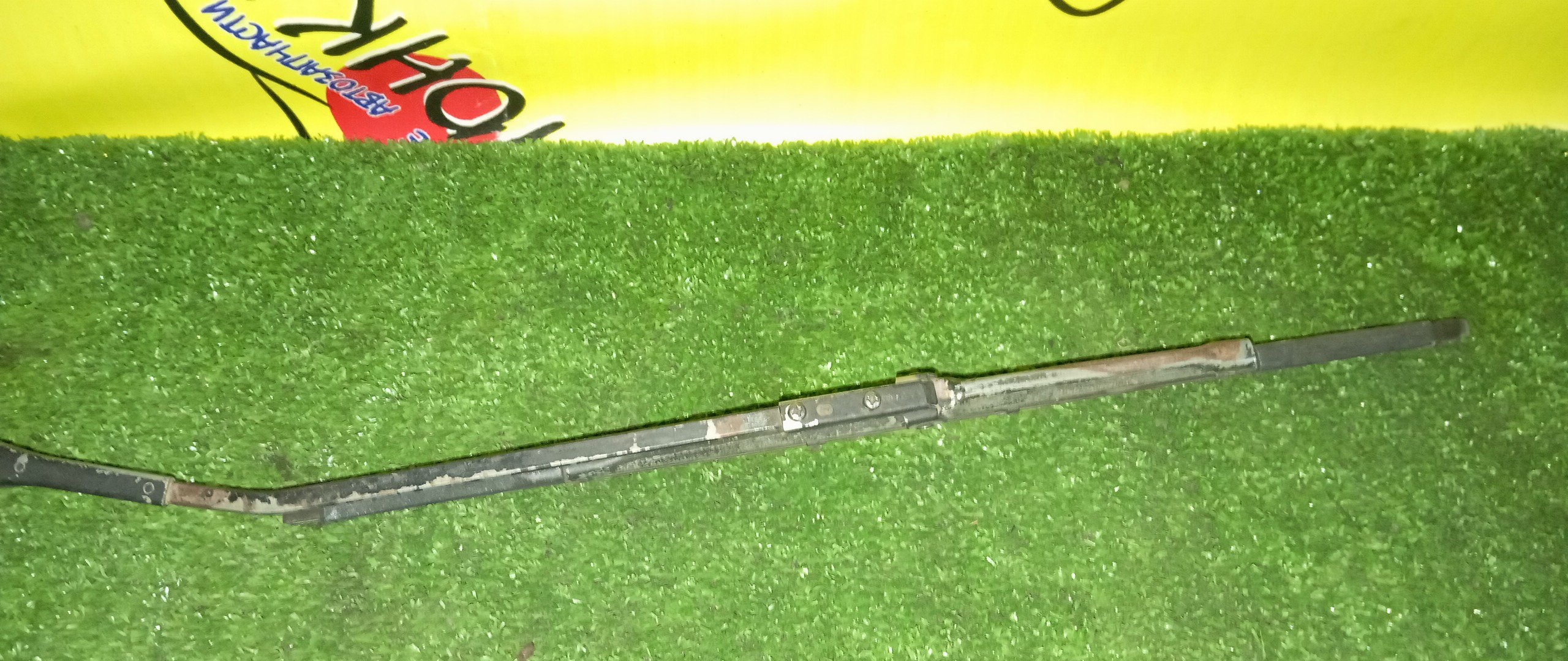 ДВОРНИК ЗАДНЕЙ ДВЕРИ/TOY/STARLET/EP80/EP82/EP85