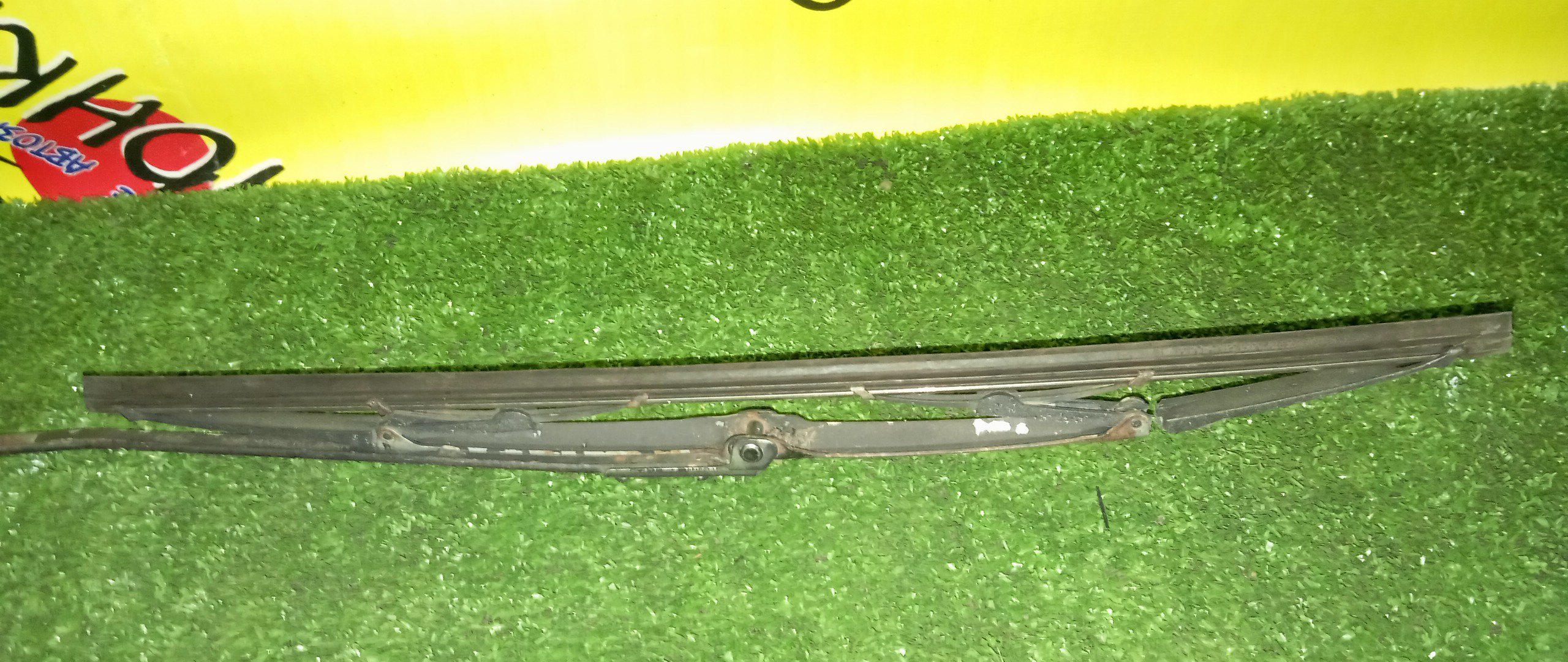 ДВОРНИК ЗАДНЕЙ ДВЕРИ/TOY/STARLET/EP80/EP82/EP85