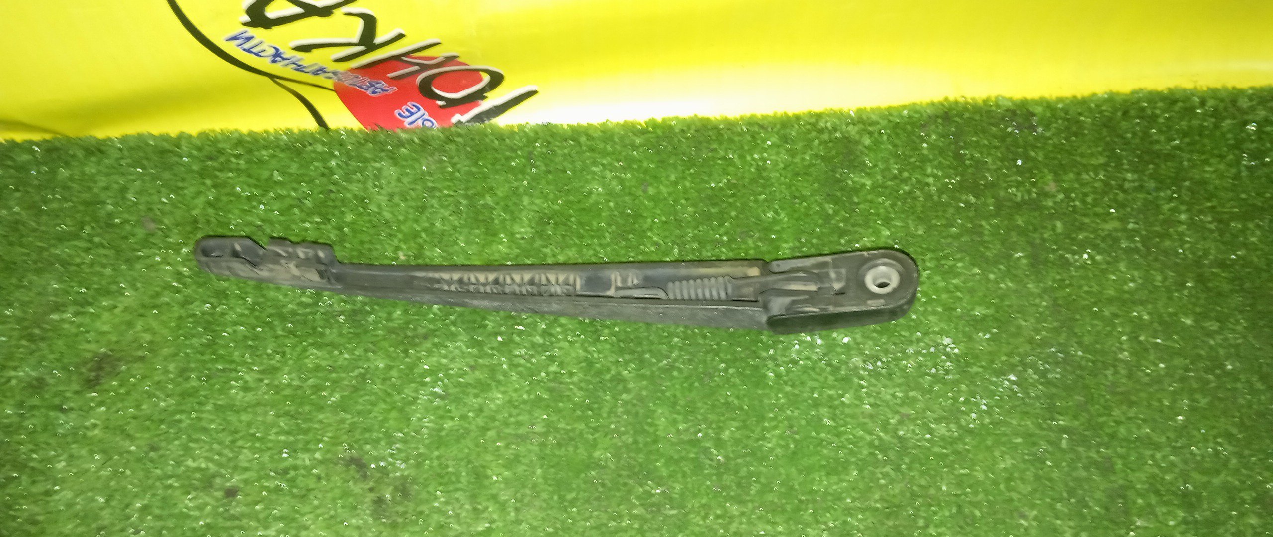 ДВОРНИК ЗАДНЕЙ ДВЕРИ/SUB/FORESTER/SG5/SG9