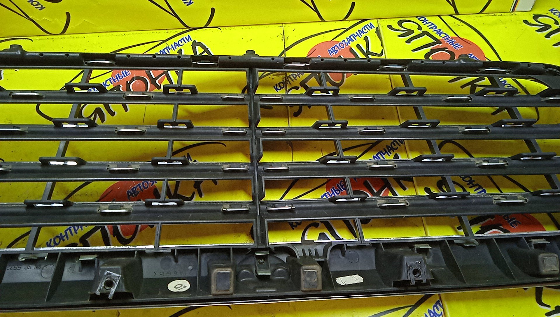 РЕШЕТКА РАДИАТОРА/MERC/E-CLASS/W211/2 МОДЕЛЬ/A2118801783