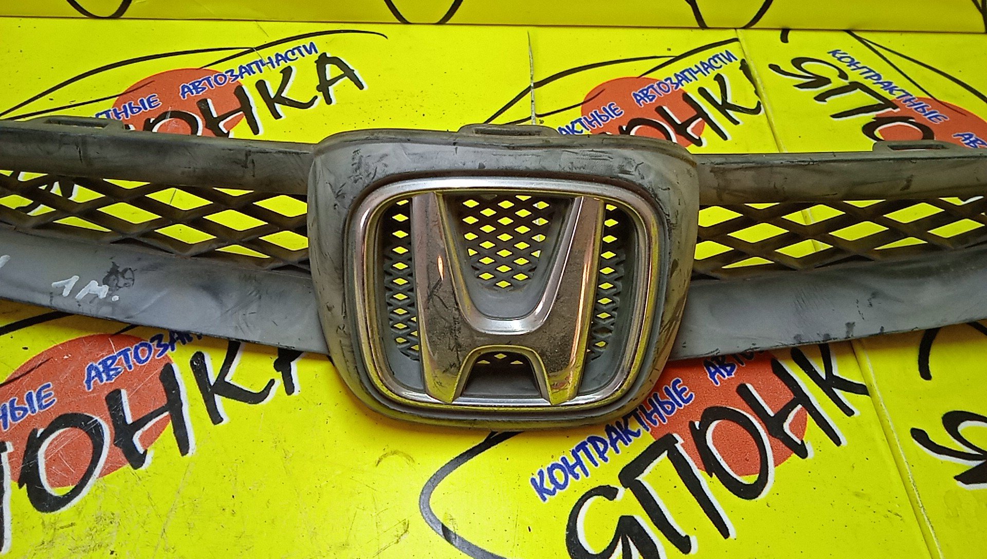 РЕШЕТКА РАДИАТОРА/HON/FIT/JAZZ/GD1/GD2/GD3/GD4/1 МОДЕЛЬ/71121SAA003ZA