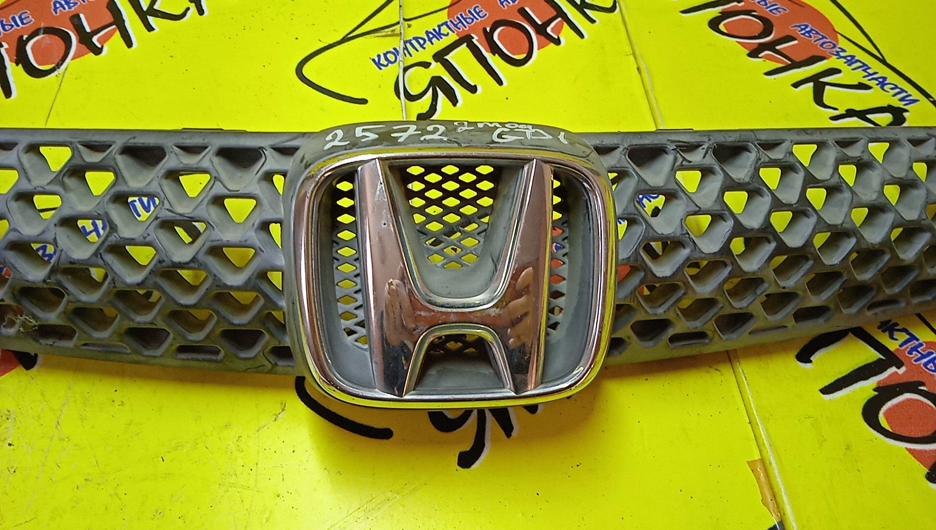 РЕШЕТКА РАДИАТОРА/HON/FIT/JAZZ/GD1/GD2/GD3/GD4/2 МОДЕЛЬ/71121SAA901/71121SAAZ01/71121SAAJ01