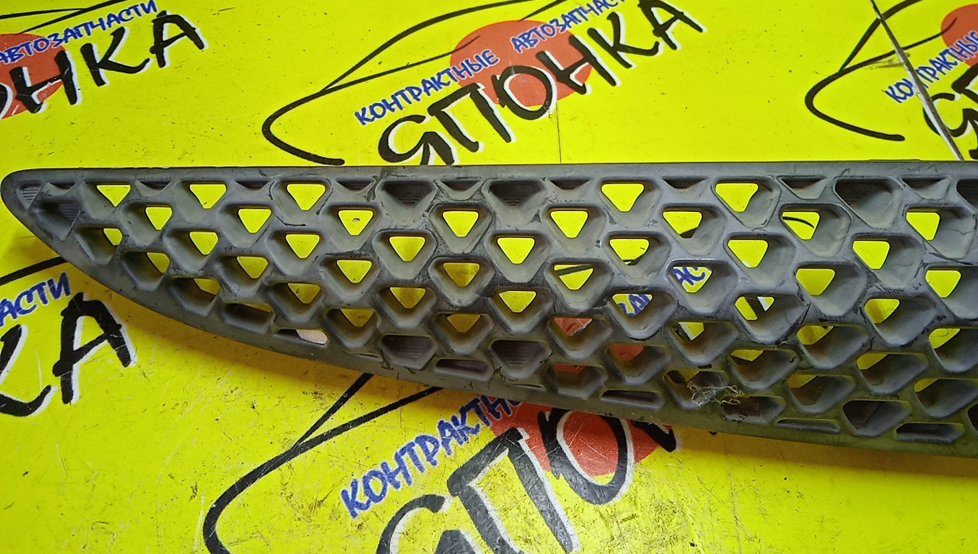 РЕШЕТКА РАДИАТОРА/HON/FIT/JAZZ/GD1/GD2/GD3/GD4/2 МОДЕЛЬ/71121SAA901/71121SAAZ01/71121SAAJ01